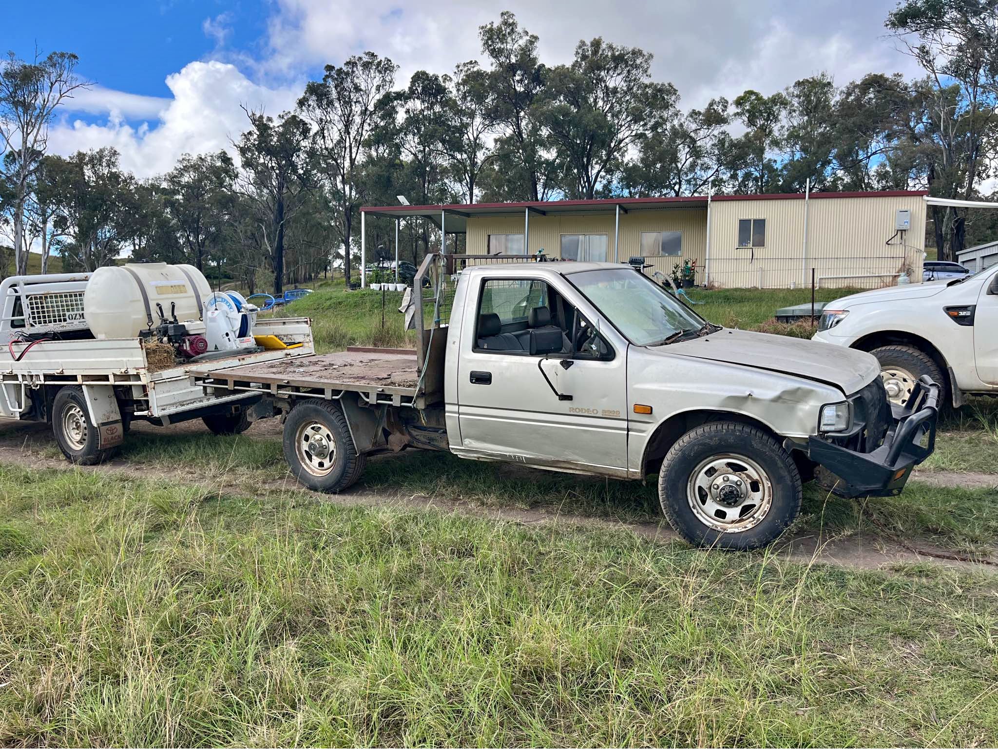 Farm Ute -wheel-drive 96 Holden Rodeo - Cars & Trucks - Anduramba ...