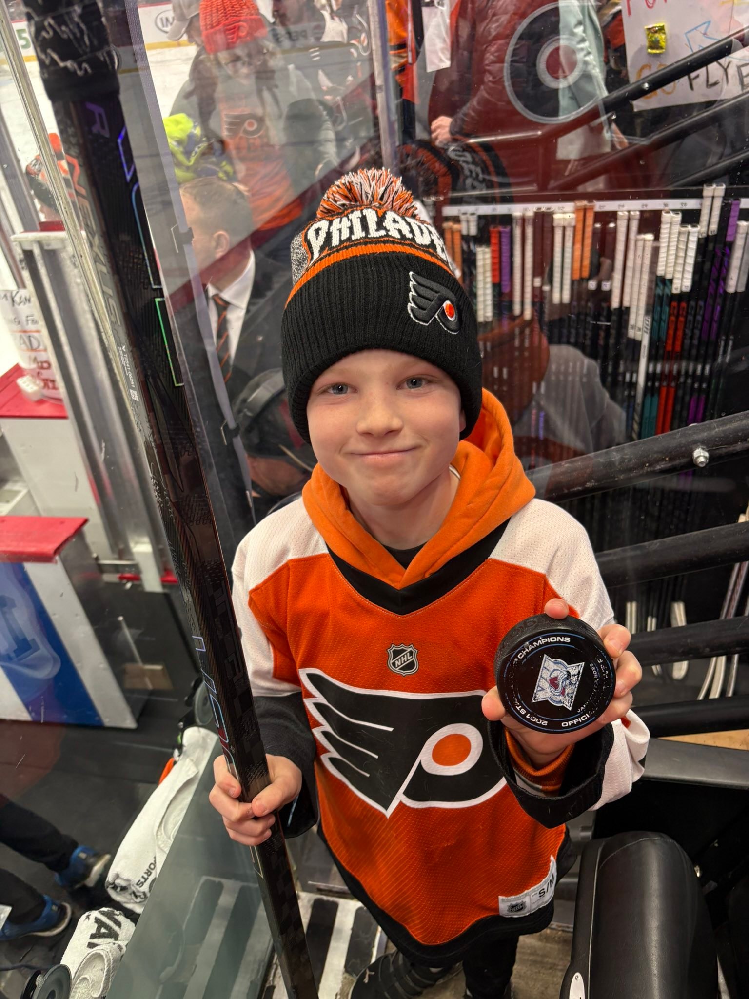 Photo Dédicacée Noah Cates - Flyers De Philadelphie - Projecteur 8x10 - Certifiée Fanatics