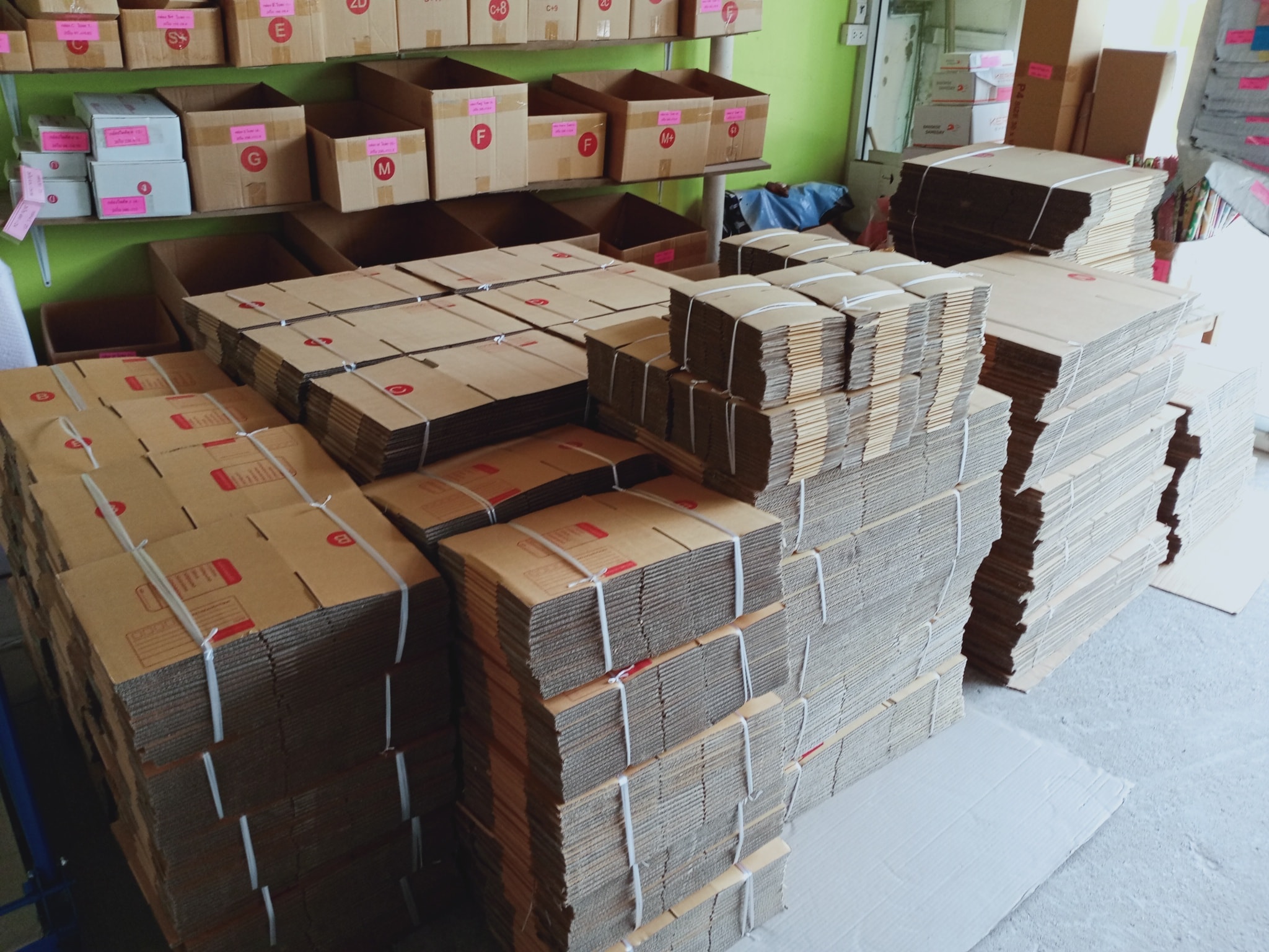กล่องไปรษณีย์แบบขายปลีก... - Np Box กล่องไปรษณีย์ราคาถูกโคราช | Facebook