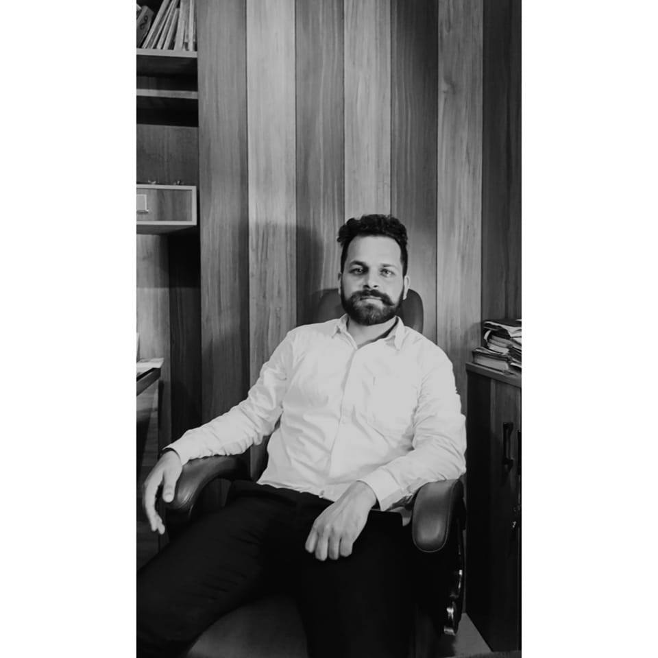 Adv Akash Tyagi