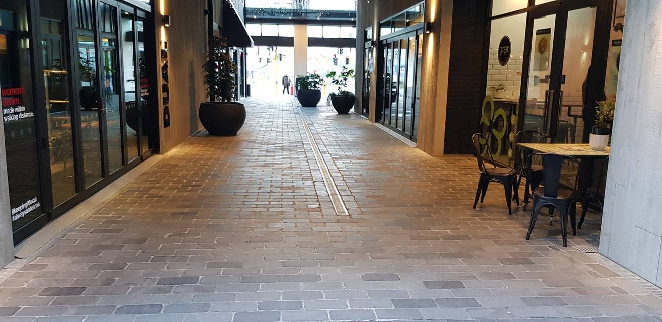 Feature Paving