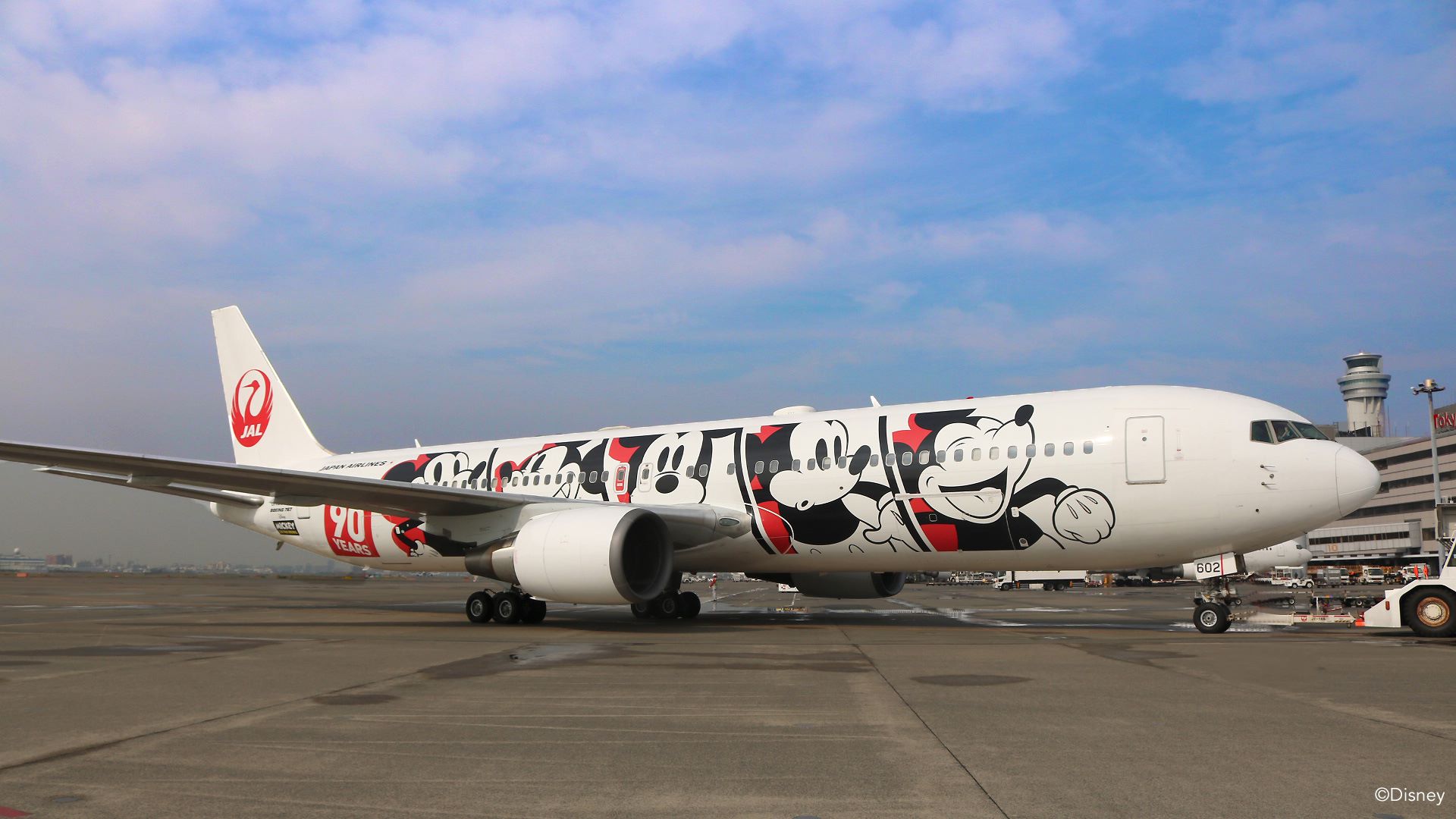 ミッキーマウスと一緒に素敵な空の旅へ✈️✨／ 「JAL DREAM EXPRESS