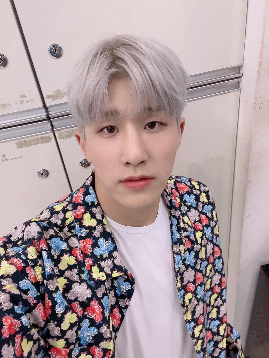 210808 📸] #JINJIN Twitter Update 🐶💚 안녕 진우야! 🥰🥰 #ASTRO