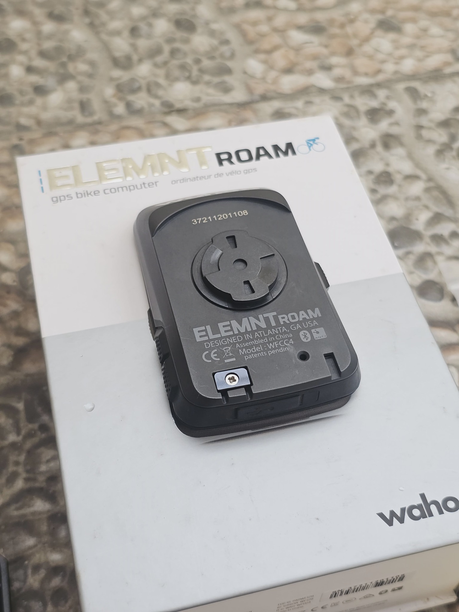 Ordinateur De Vélo GPS Wahoo Elemnt Roam V1 – Occasion, Fonctionne Parfaitement, Capteurs GPS/ANT+