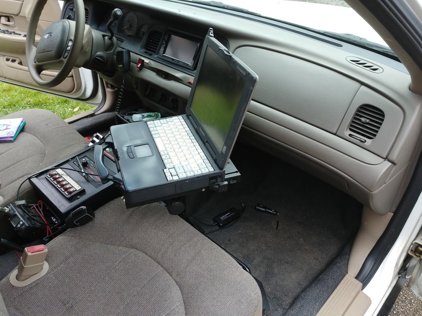 Essex NYPD Car - Some interior photos of our American... | Facebook