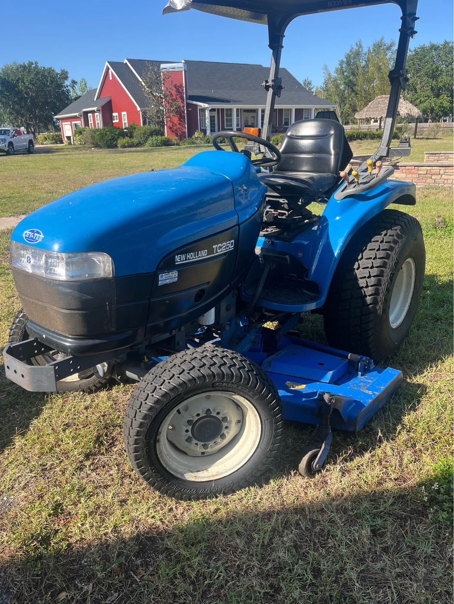 New Holland TC25d utility tractor. - Lawn Mowers - Myakka City, Florida ...