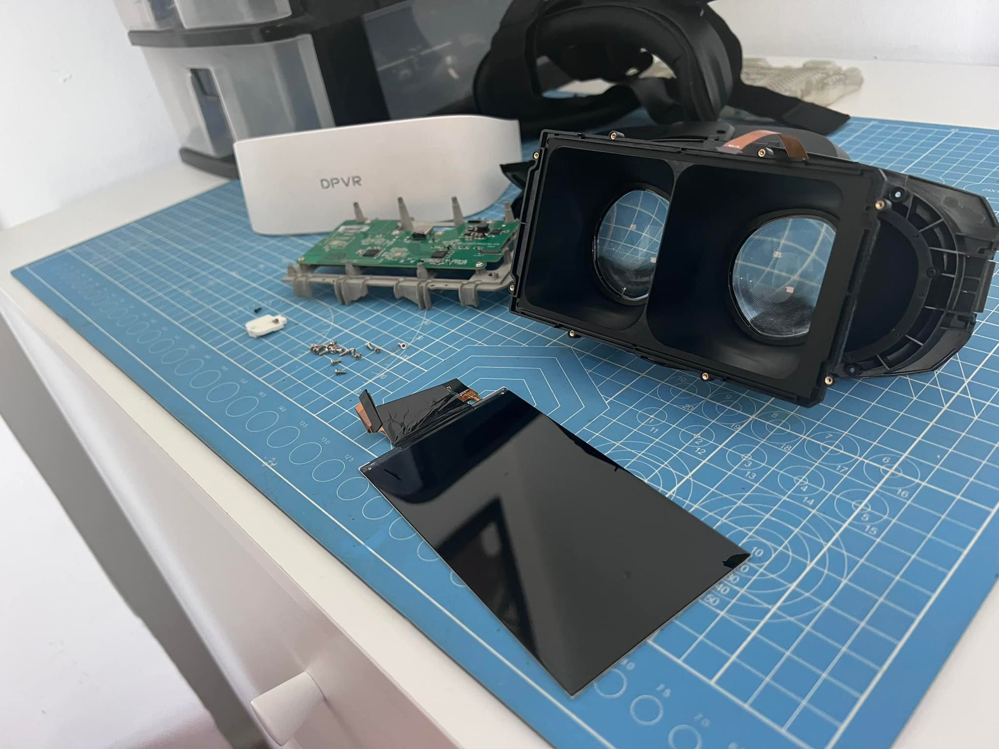 VR Lab - מעבדת תיקונים למכשירי מציאות מדומה | Gan Yavne