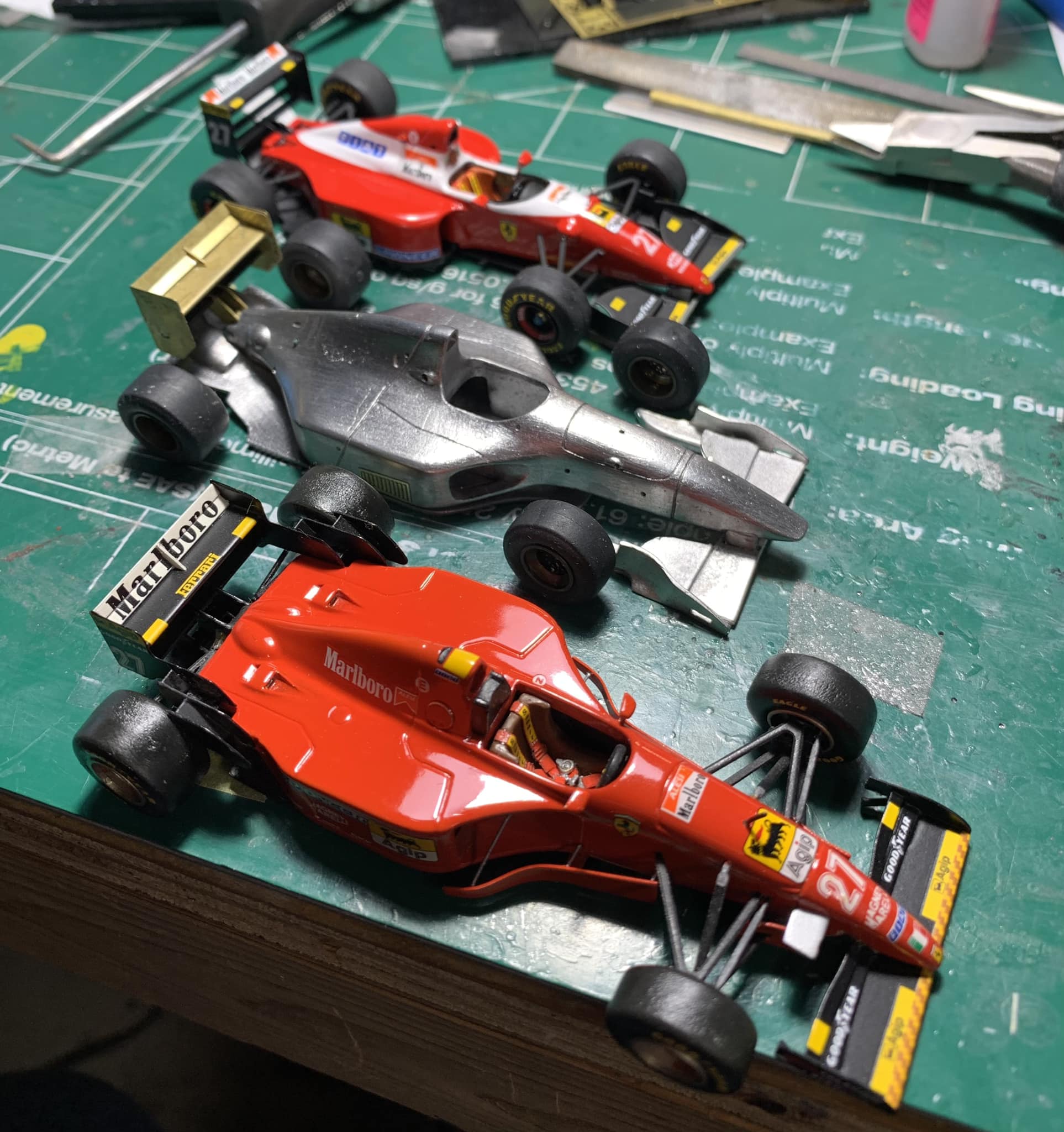 TAMEO タメオ　FERRARI Tameo: continues to expand its 1:24 metal kit classic Ferrari