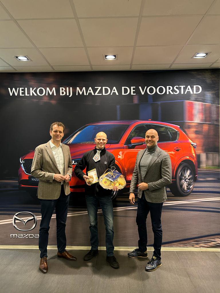 Mazda de Voorstad BV - Vandaag is Herman Appel “ 25 “ jaar werkzaam bij ...