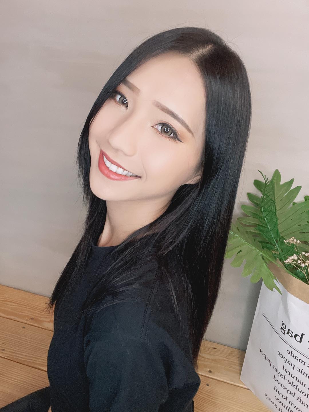 黃韻霏Anita - #韓國米樂斯激光護髮 讓我的秀髮柔順柔順，趕快長長吧孩子 人要吃得好... | Facebook