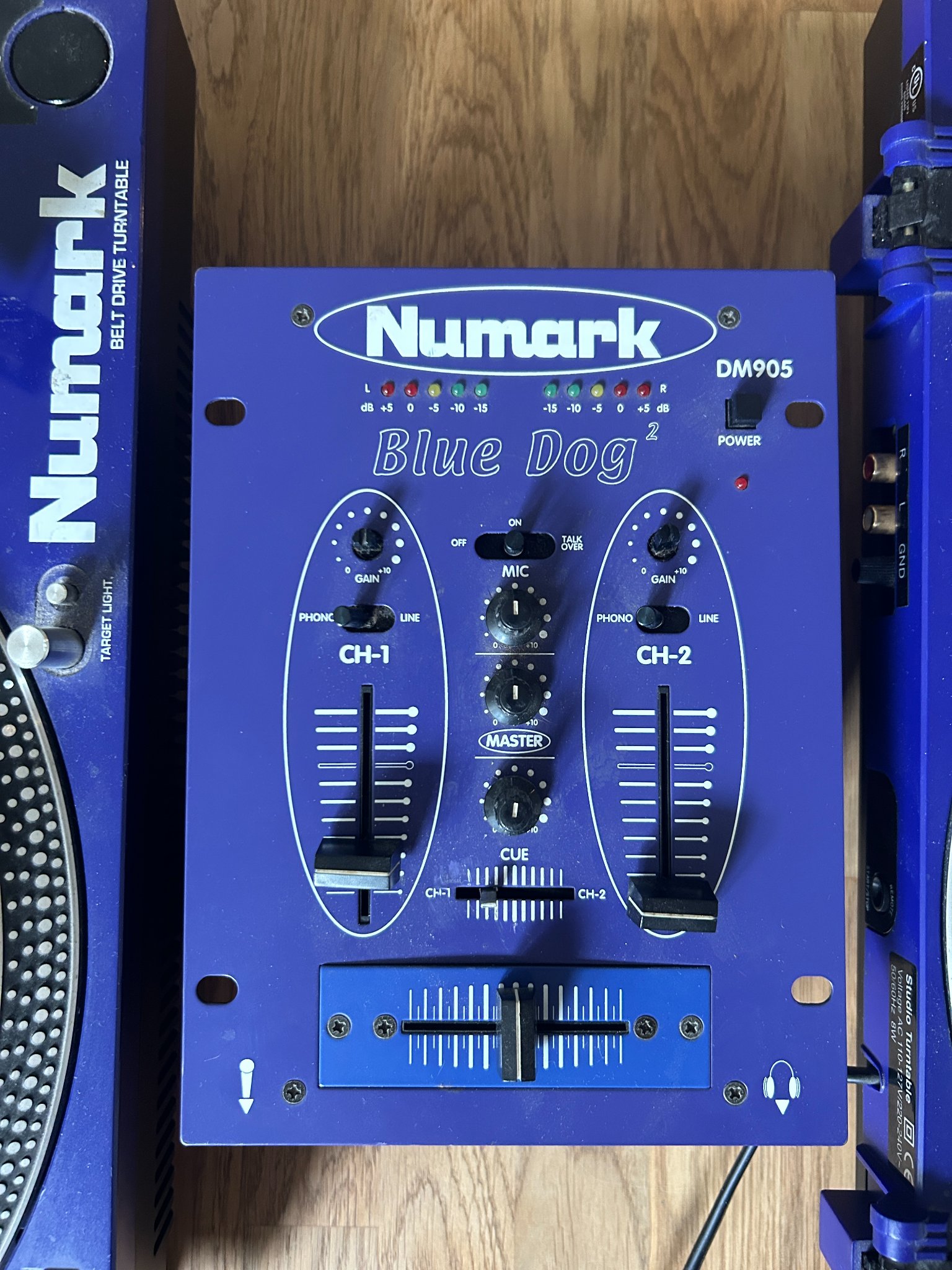 Numark BLUE DOG DJミキサー Numark BLUE DOG DJミキサー 2Ch Numark
