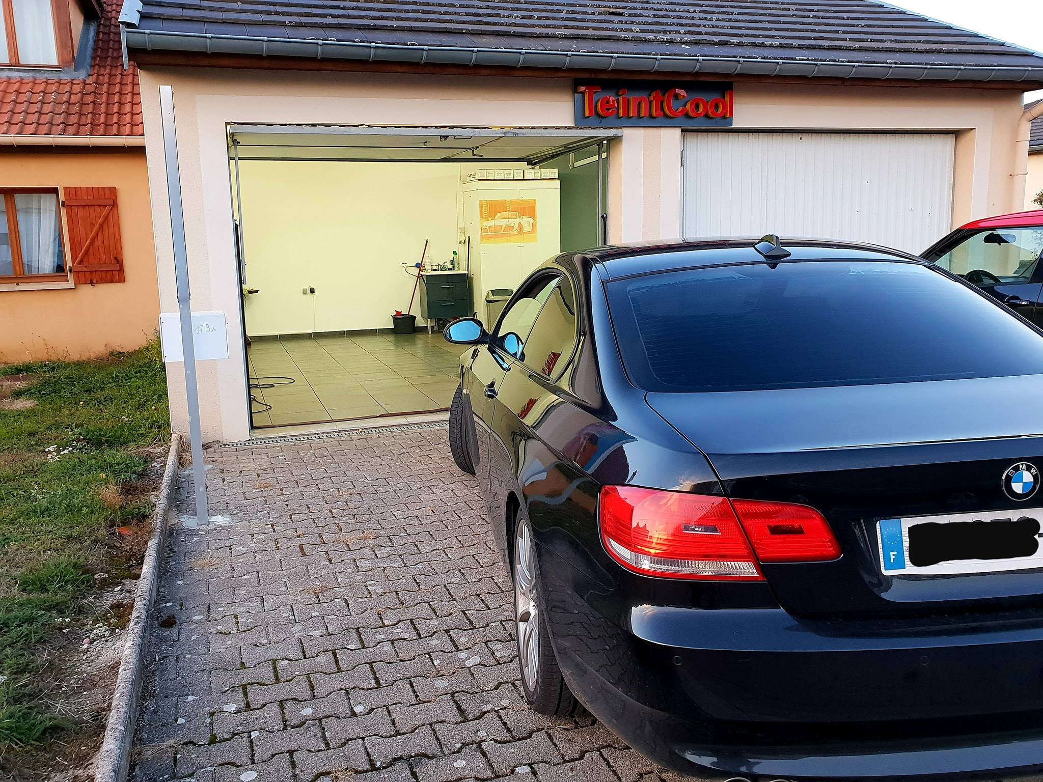 Film Solaire Vitres Teintées BMW Série 3 E91 Break 2005-2012 - Vitres Avant 70% Fumé Ultra Léger - Haute Performance