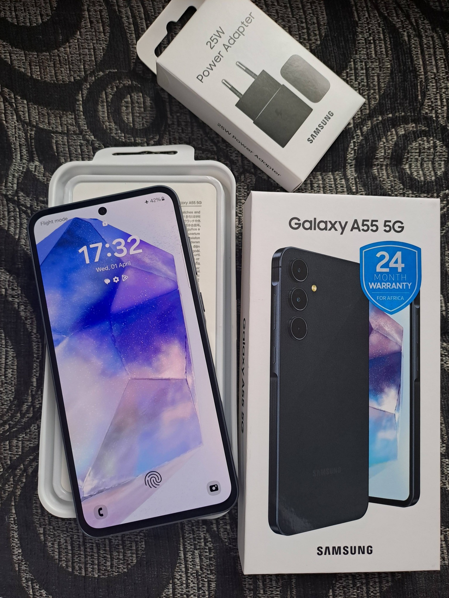 Brand new SAMSUNG A55 5G 256GB...8RAM Box,charger,cover Sealed. N 