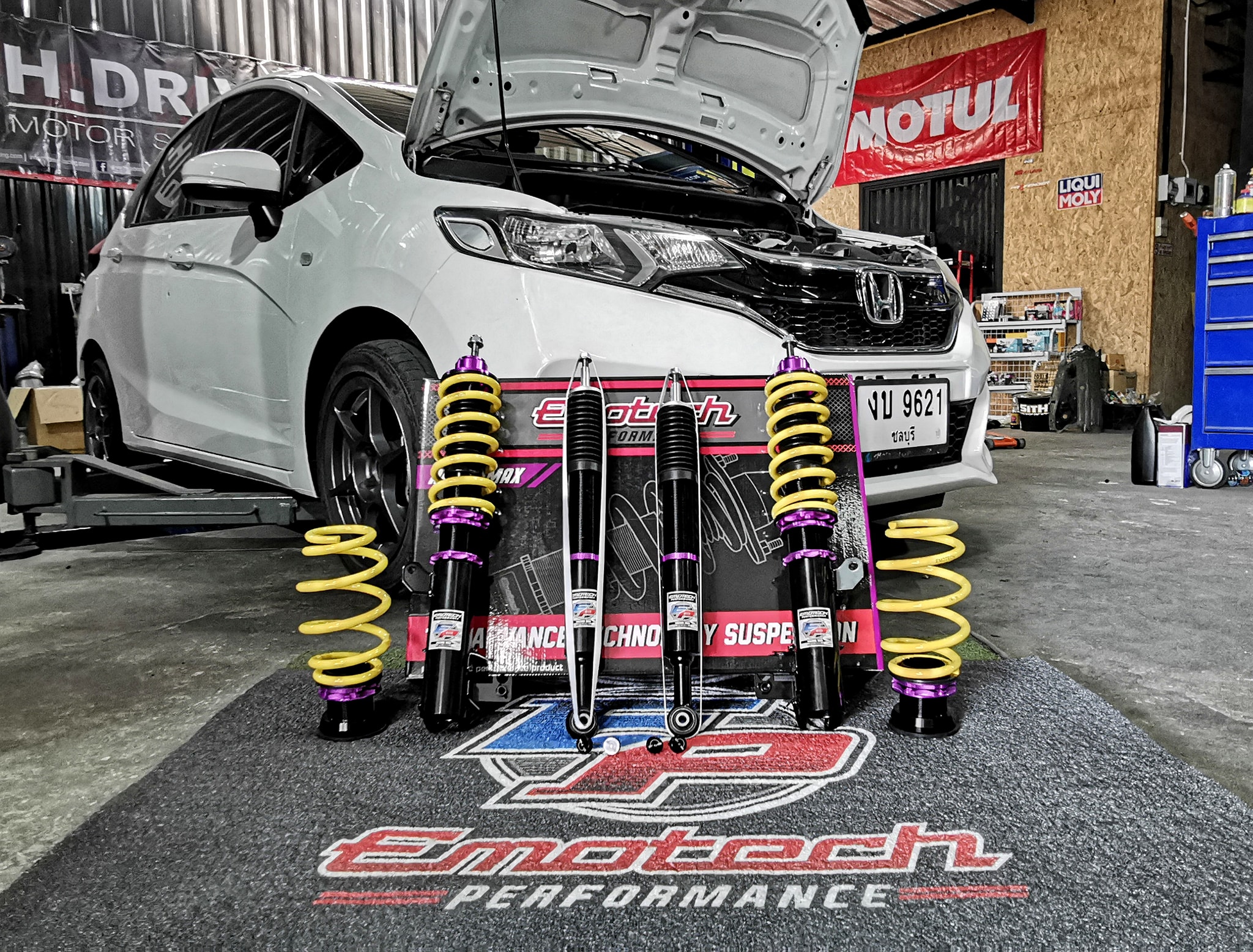 ร้านสิทธิเรซซิ่งช๊อป... - Emotech Performance