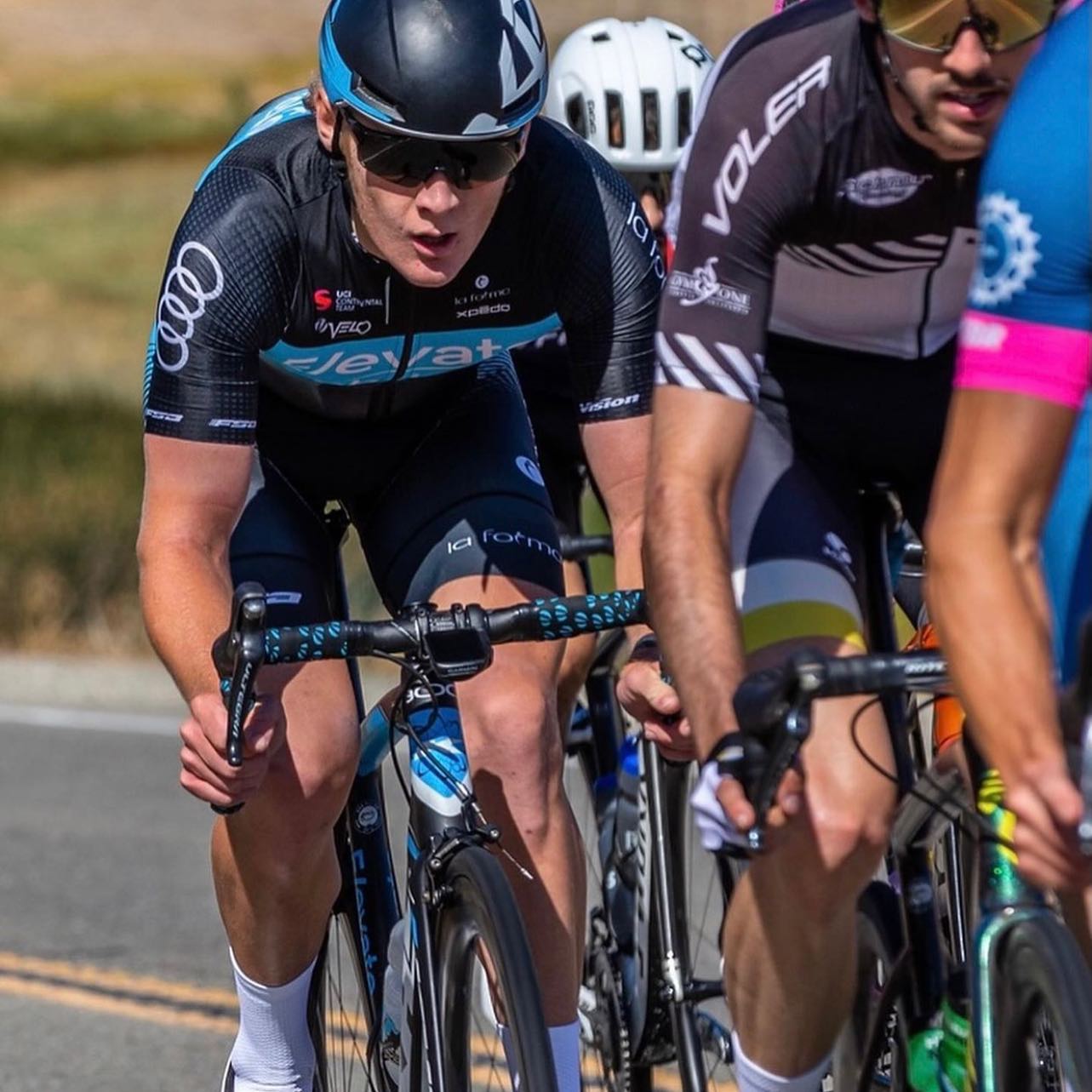 Elevate-Webiplex Pro Cycling Team