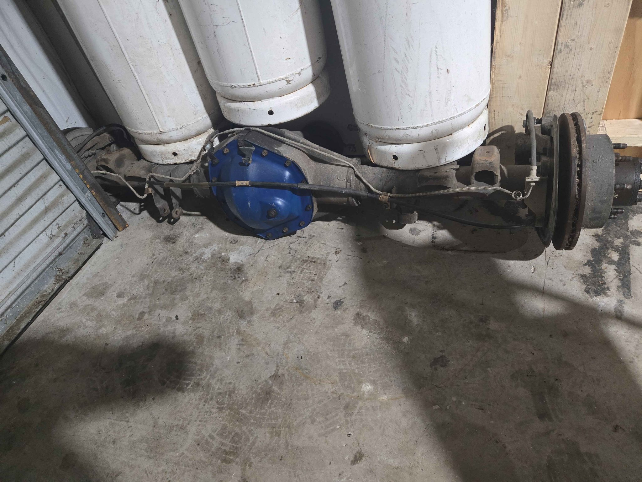 Rear Differential Assembly with Axles and Brake Rotor - Car Brakes ...