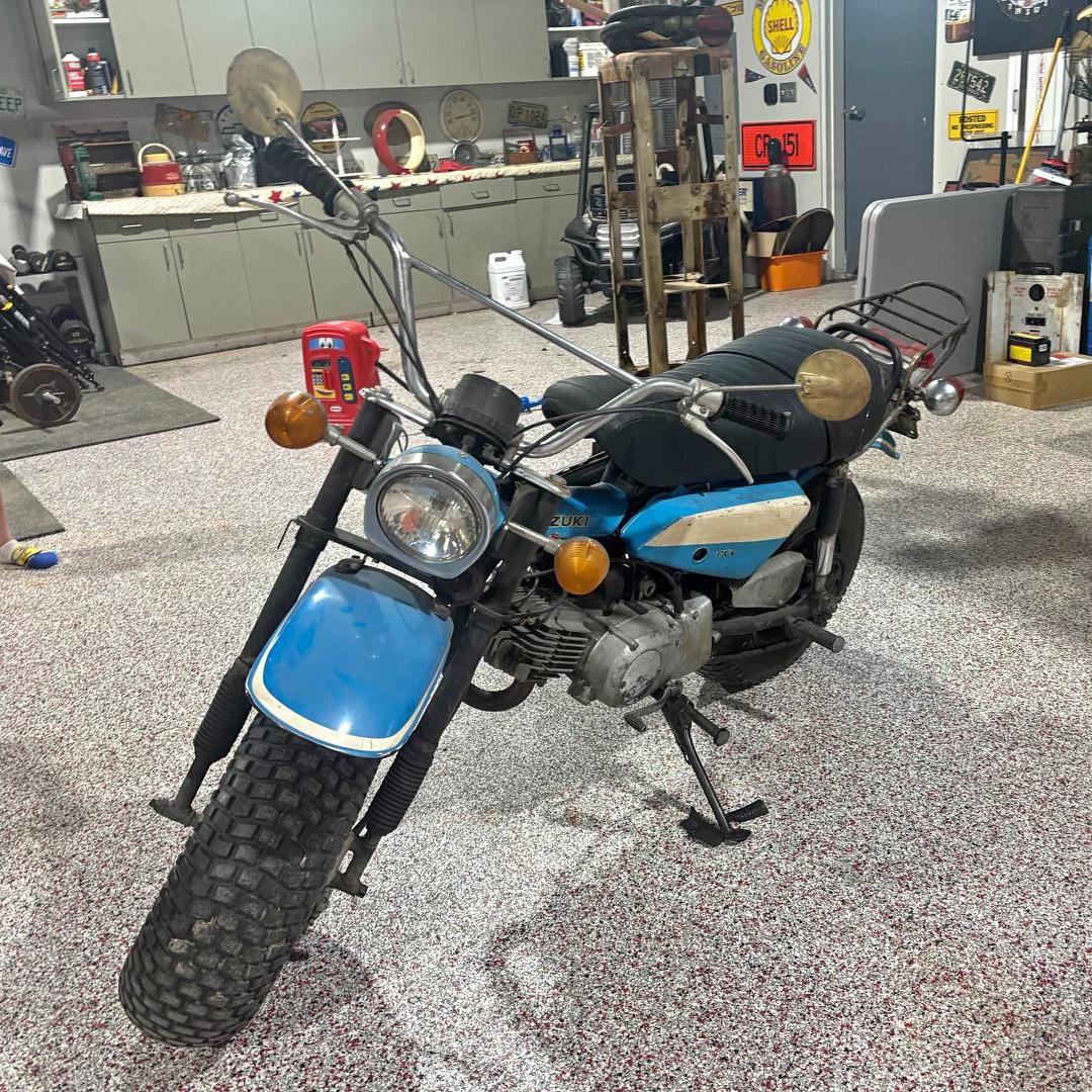 1972 Suzuki RV90