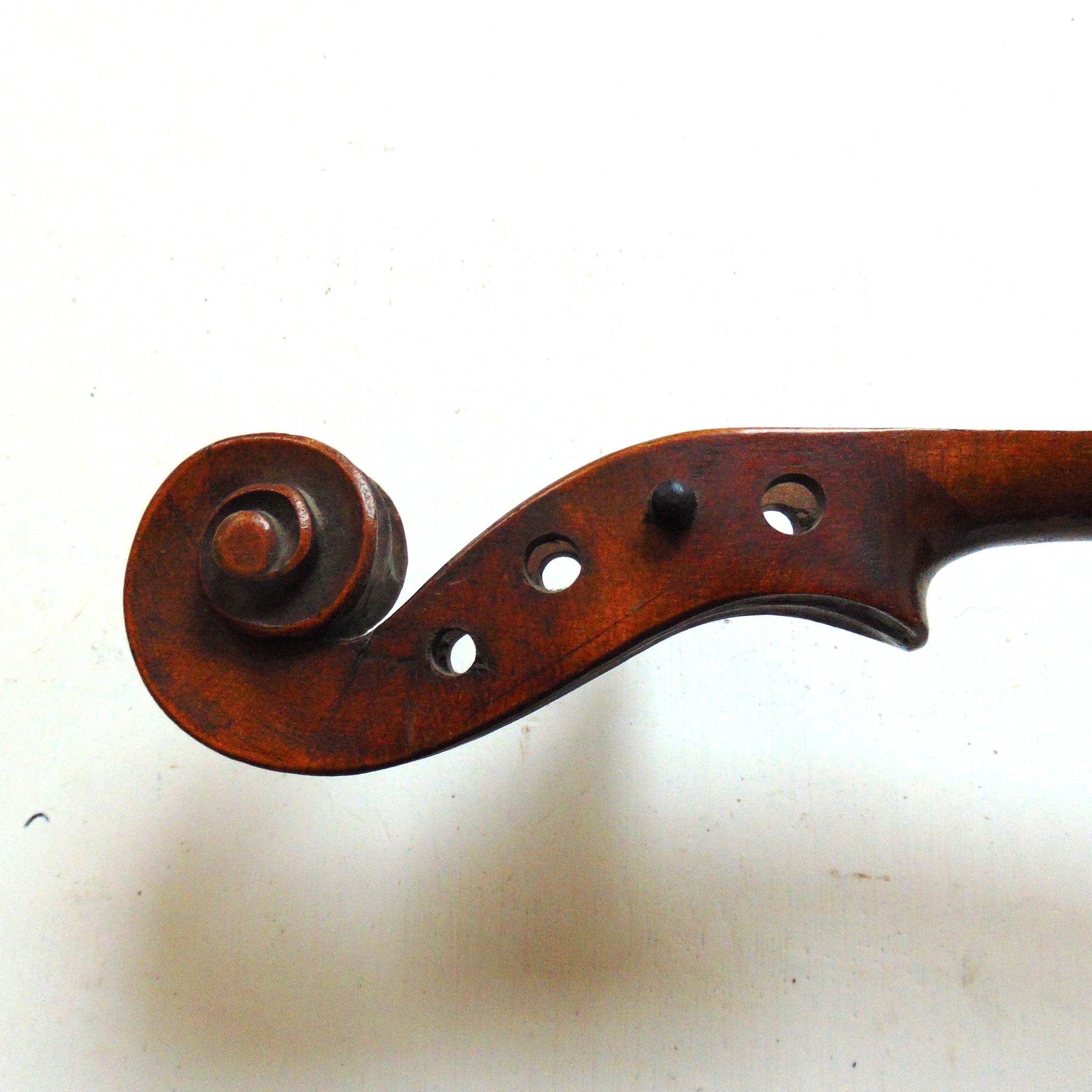 Hi friends, I have had this violin for some time. It has a label 
