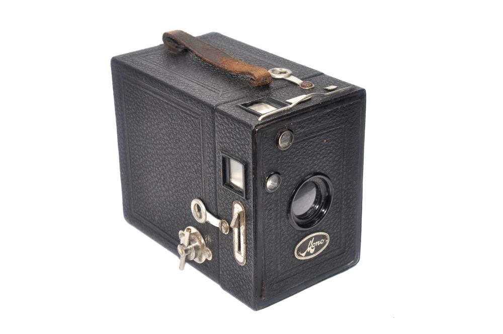 Voigtlander Box 120 6x9cm Box Camera made by Bilora