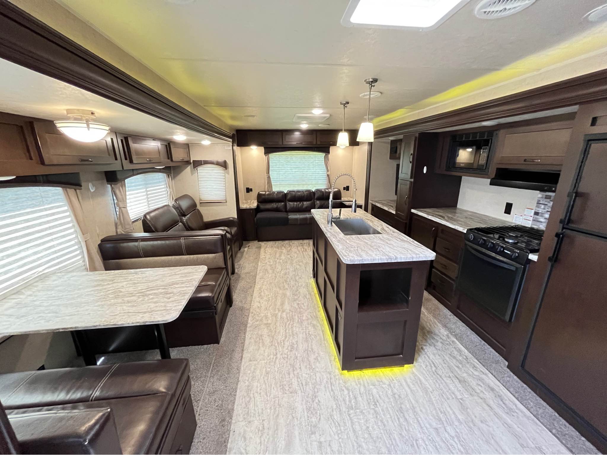 2019 East to West 35ft Bumperpull With 2 super slides - RVs & Campers ...