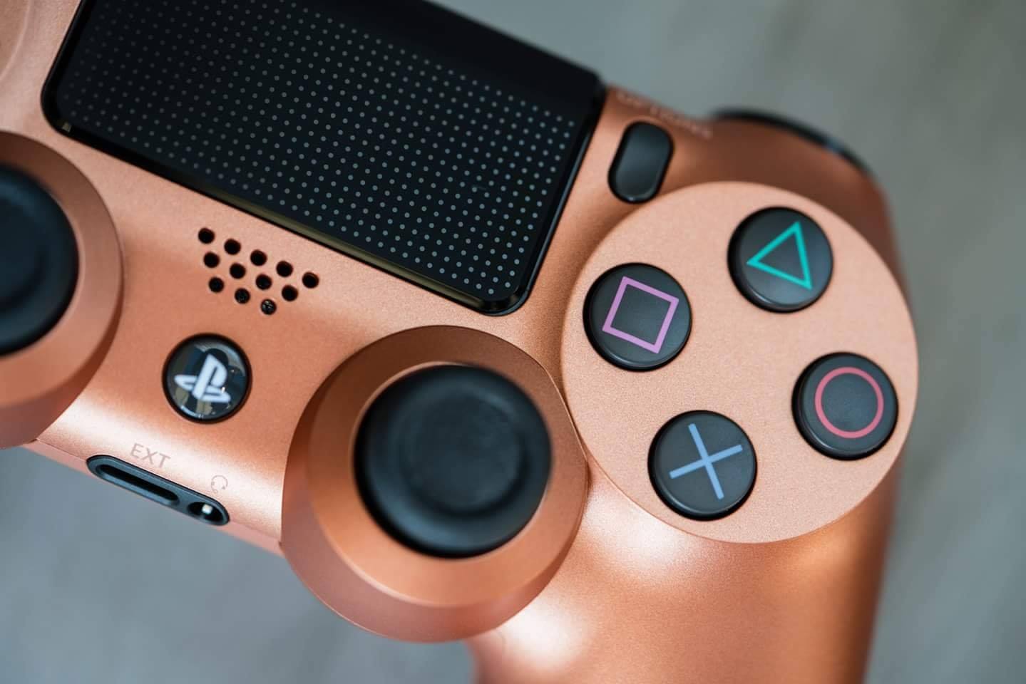 Gamespot Iraq لون جديد ينظم الى الوان جويستكات البلي4 Facebook