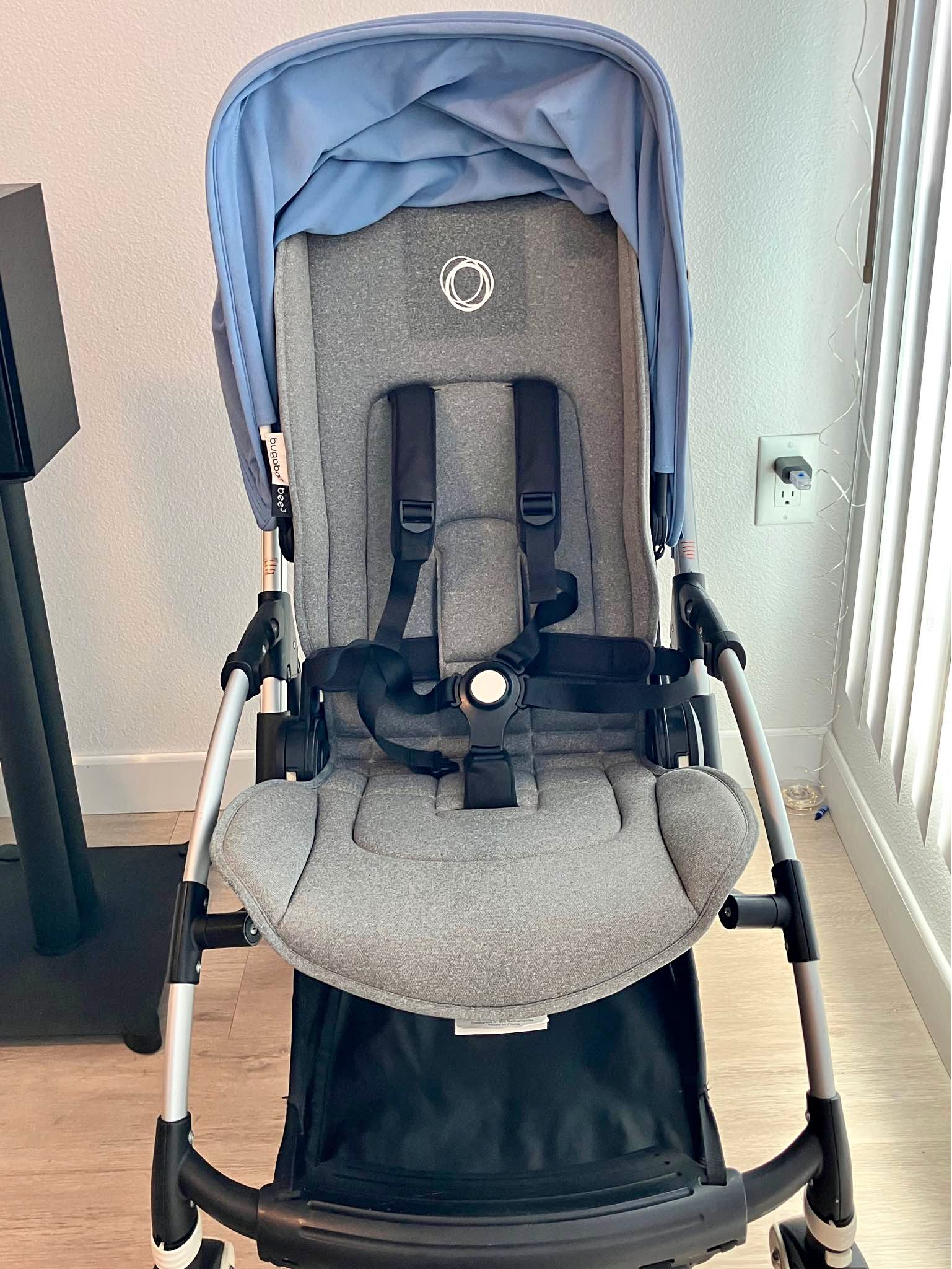 maxi-cosi pebble 360 pro car seat Pro² Original Baby Carriers | Color:Camo Blue The car seats features hide_surestop_video