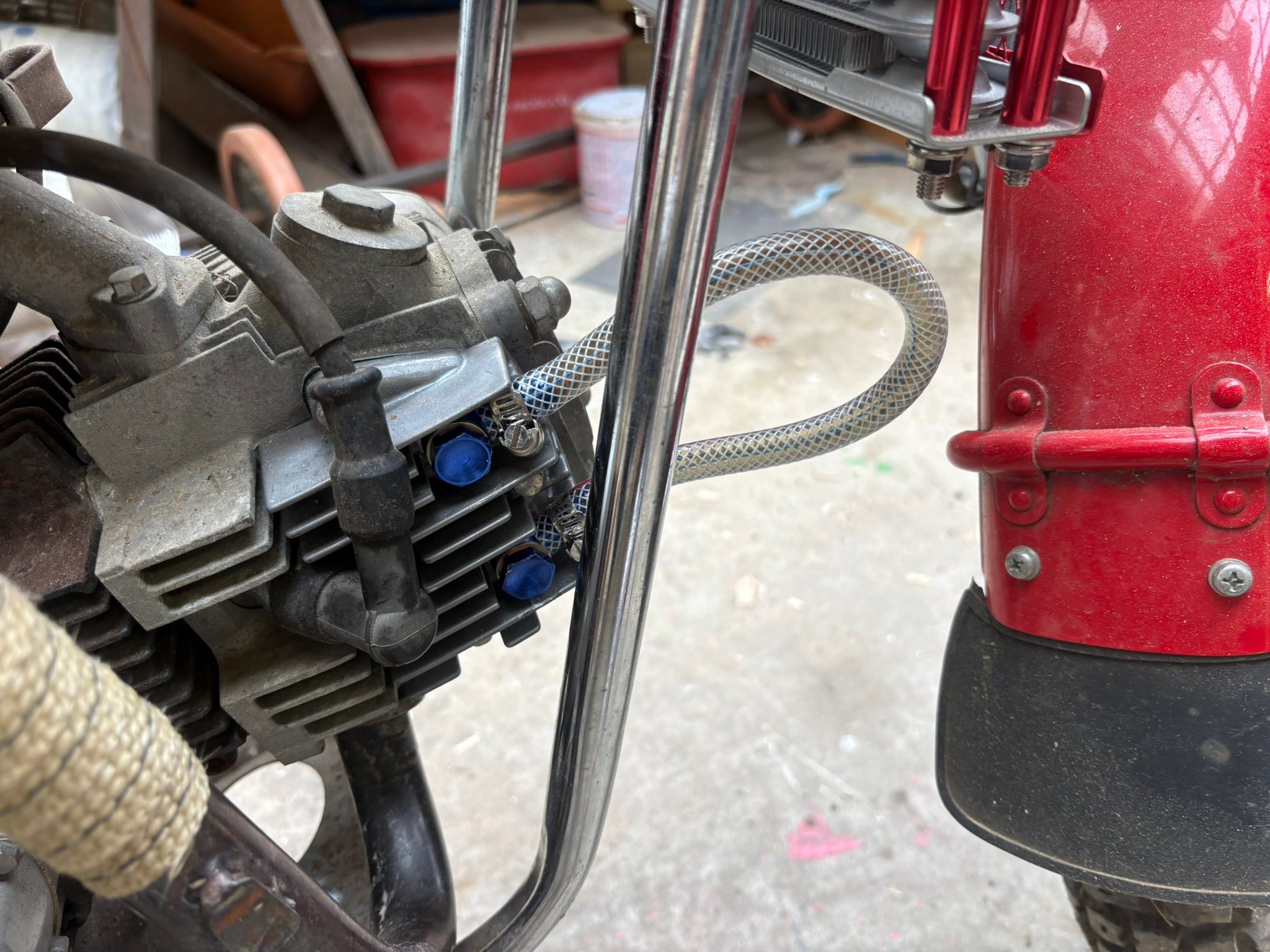 CT110オイルクーラー 取り付け