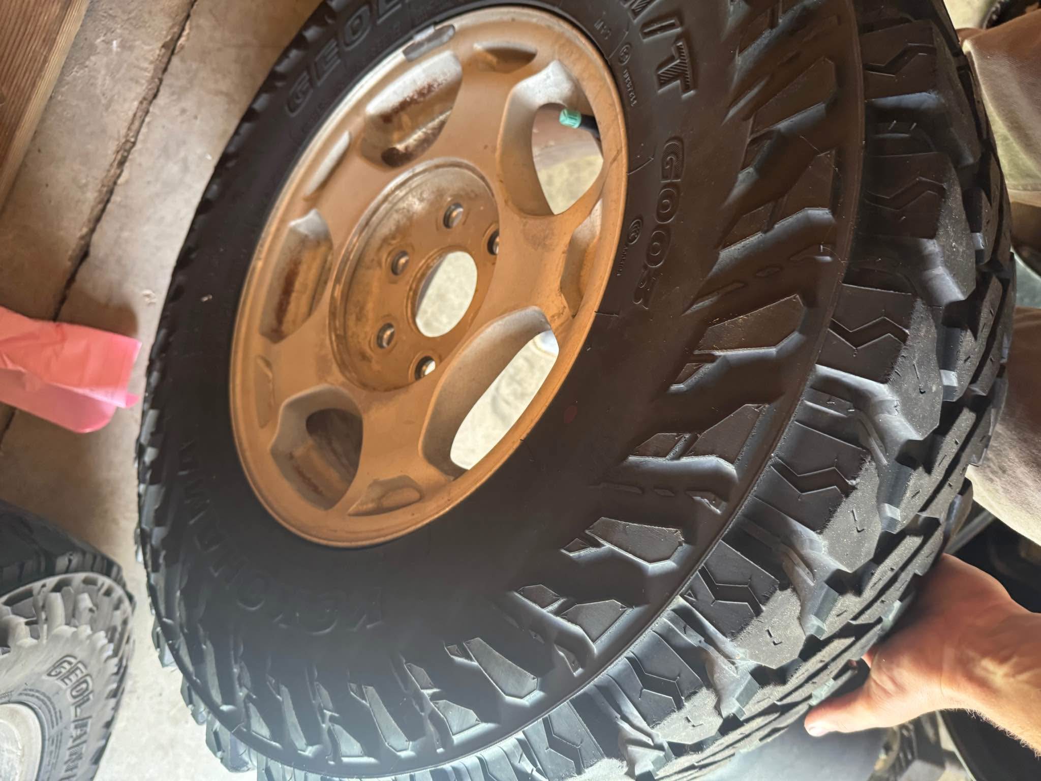 Early 2000s Chevy wheels stock - Car Wheels, Tires & Parts - Memphis ...
