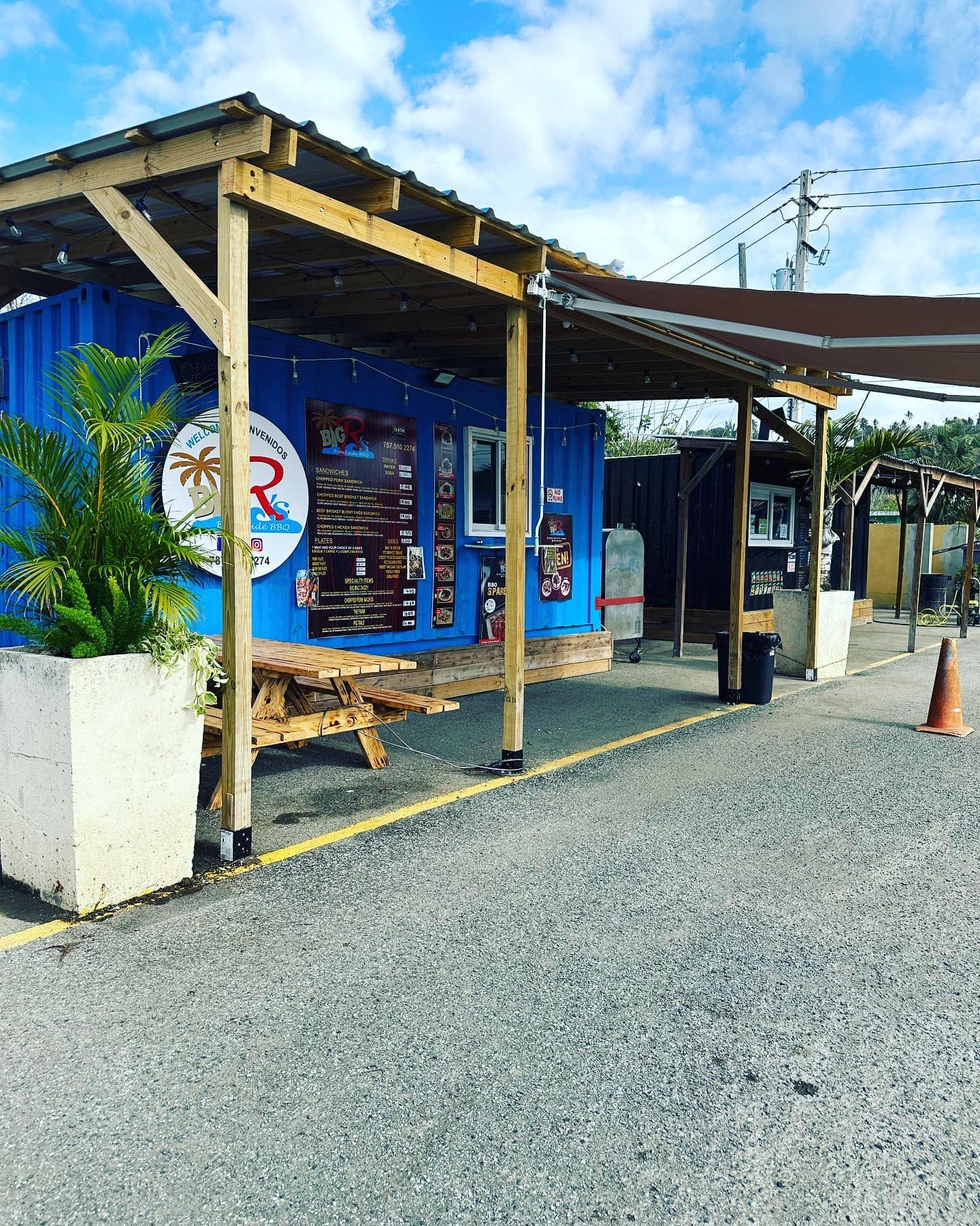 Big Rs Beachside BBQ | Isabela