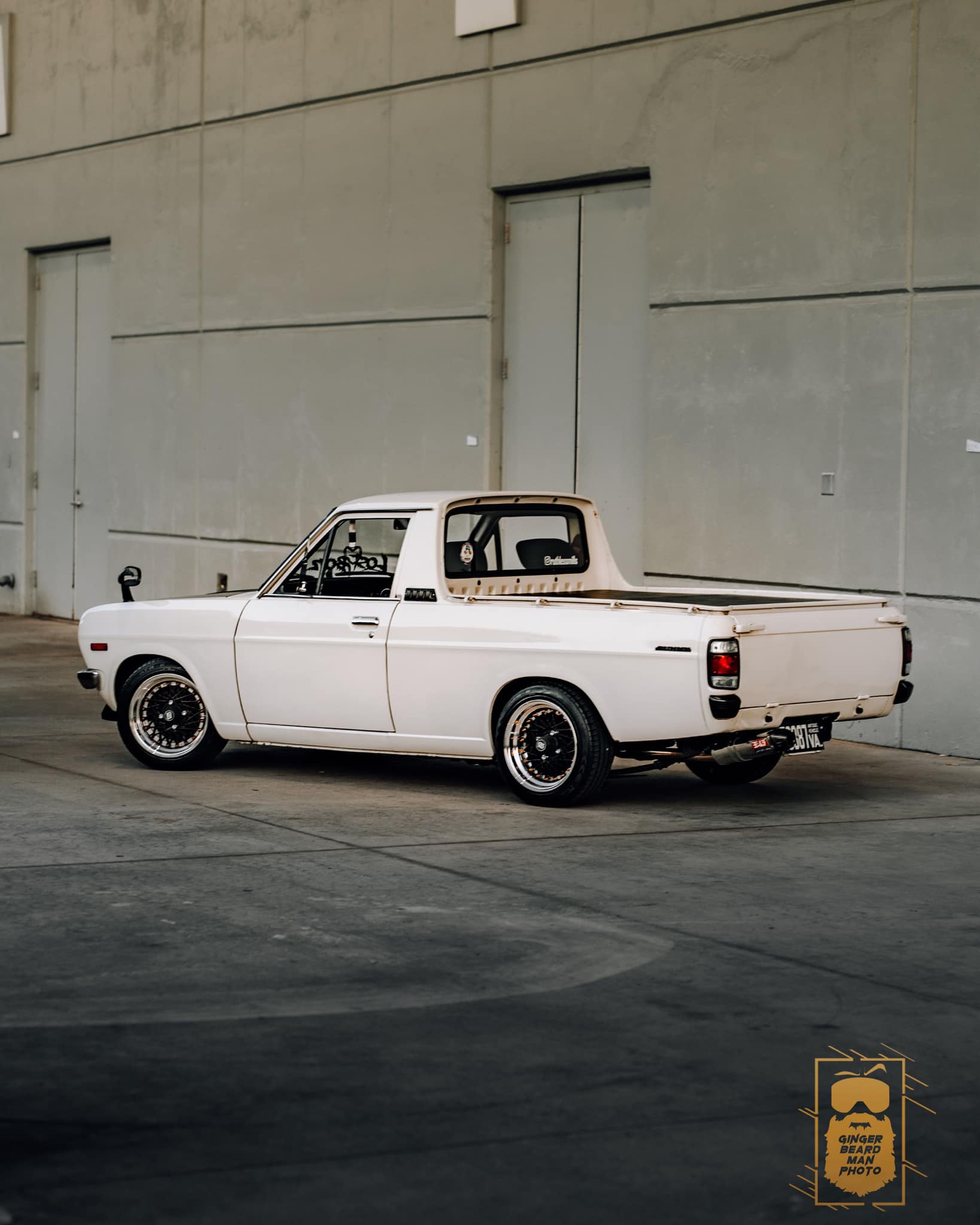 My Nissan Sunny 1200. Some original and curgent photos.