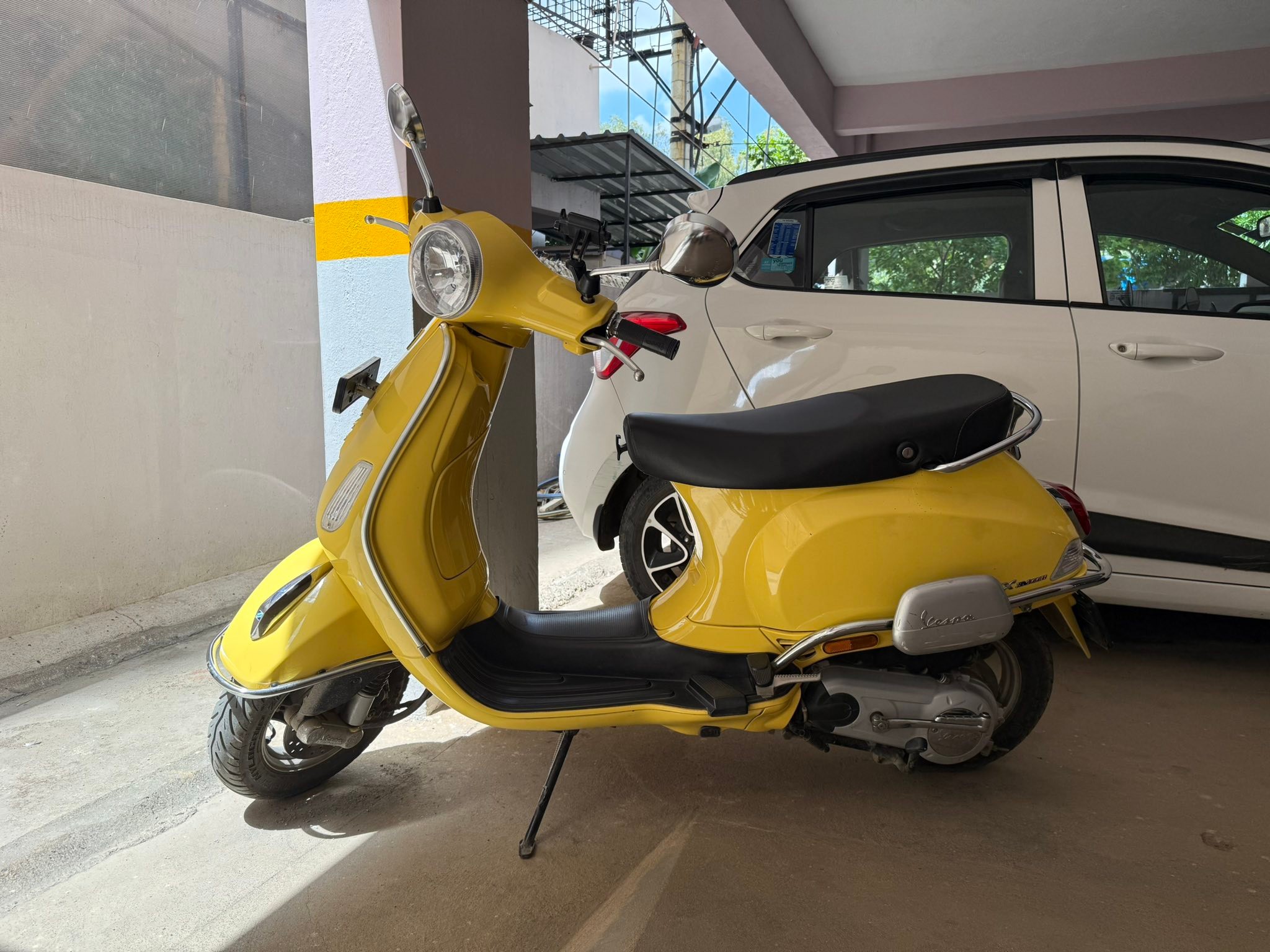 Vespa 125 ZX Single owner Lady owner & Lady Used 9204 kms driven