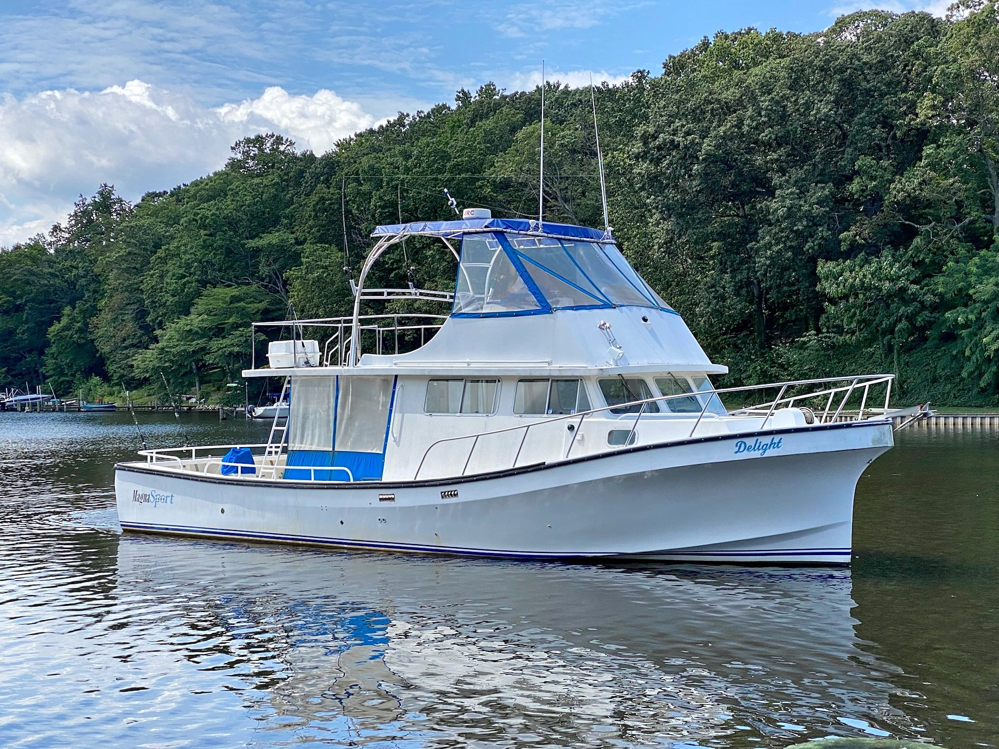 45' SOLID GLASS BOAT GOOD FOR FAMILY CRUISING OR FISHING PARTIES, A ...