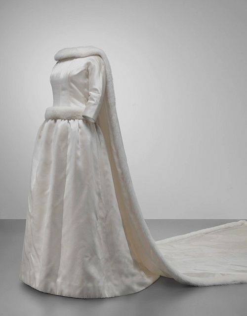 belgian wedding dress designer This was the gown of Queen Fabiola of the Belgians, an impeccable design in white by Balenciaga, 1960. The wedding took place in December, hence the white mink trim. https://www.google.com/culturalinstitute/beta/asset/wedding-dress /pwEBjJWf_9MbmA Long sleeve Color:BLUE HAZE ALICE + OLIVIA YUELONGHU Girls Fashion Dresses This custom French embroidery
