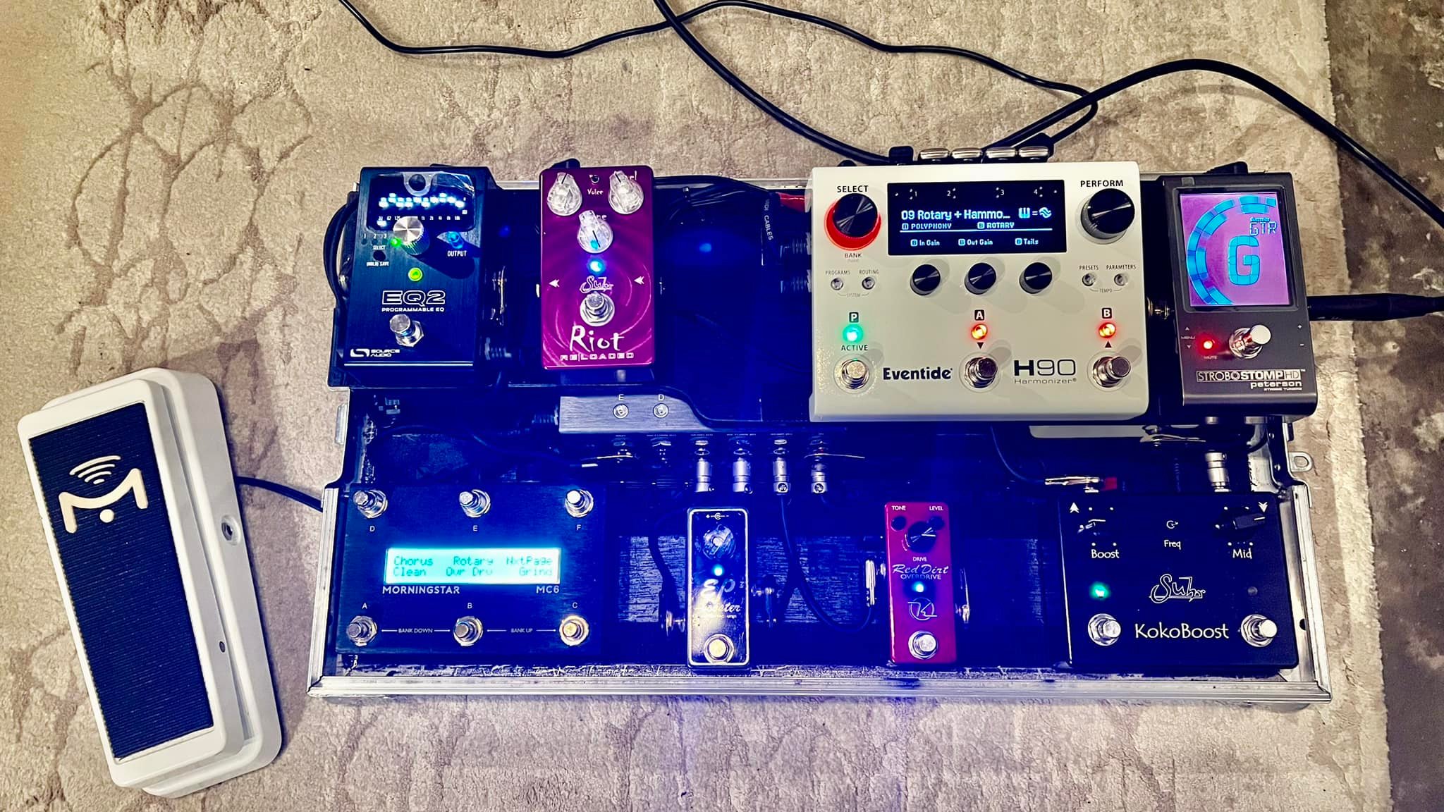 My new custom MC6/ML5 setup. I play guitar and synth and do vocals