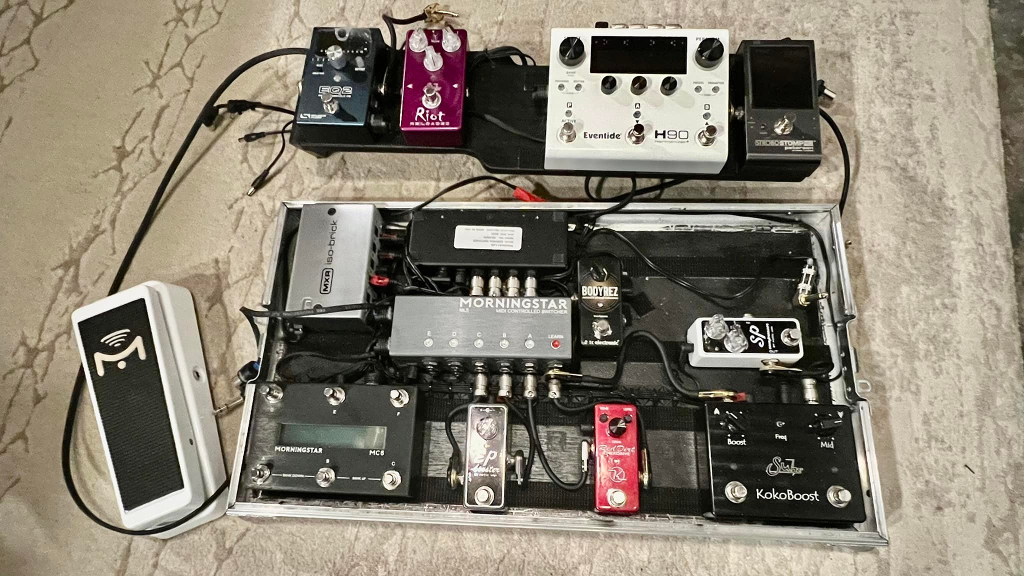 My new custom MC6/ML5 setup. I play guitar and synth and do vocals