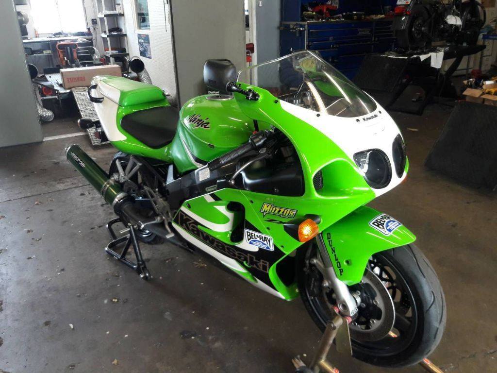 1997 Kawasaki Zxr 750 Ninja P1 Great Condition More info here