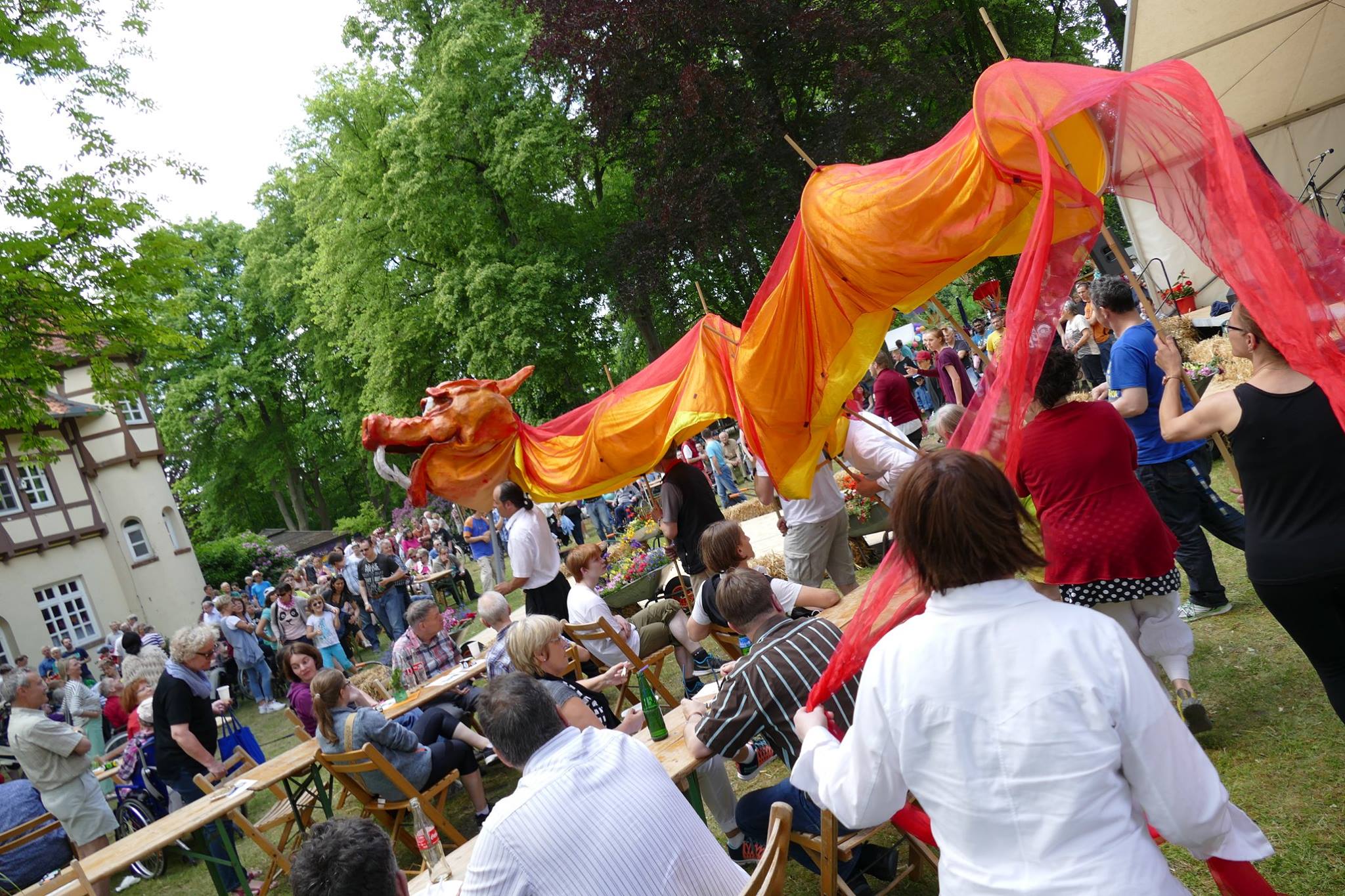 Unsere Theatergruppe „Die Wagabunten“... - Rotenburger Werke
