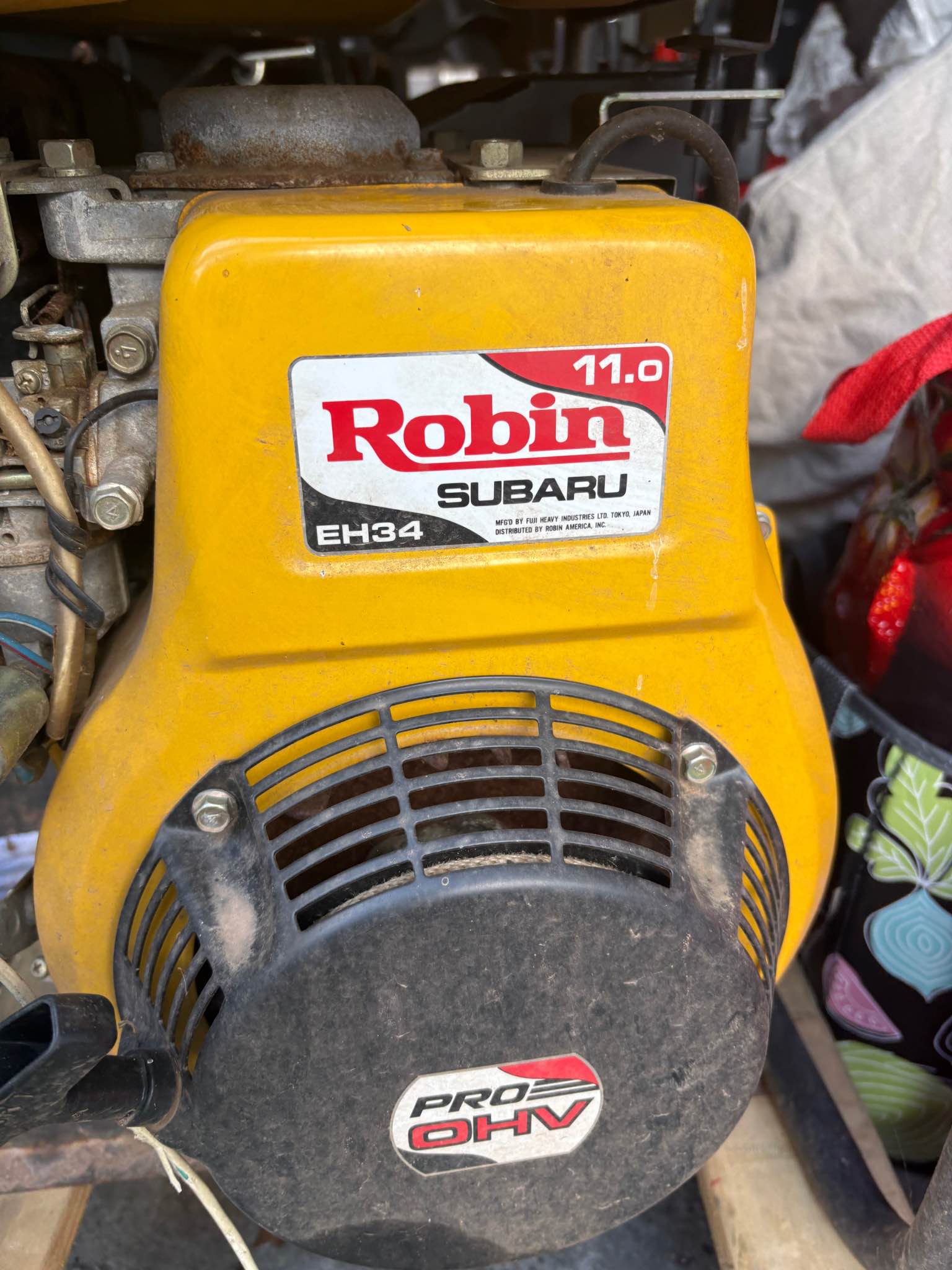 Generator Robin RGV 6100 sold as is untested (needs repair ...