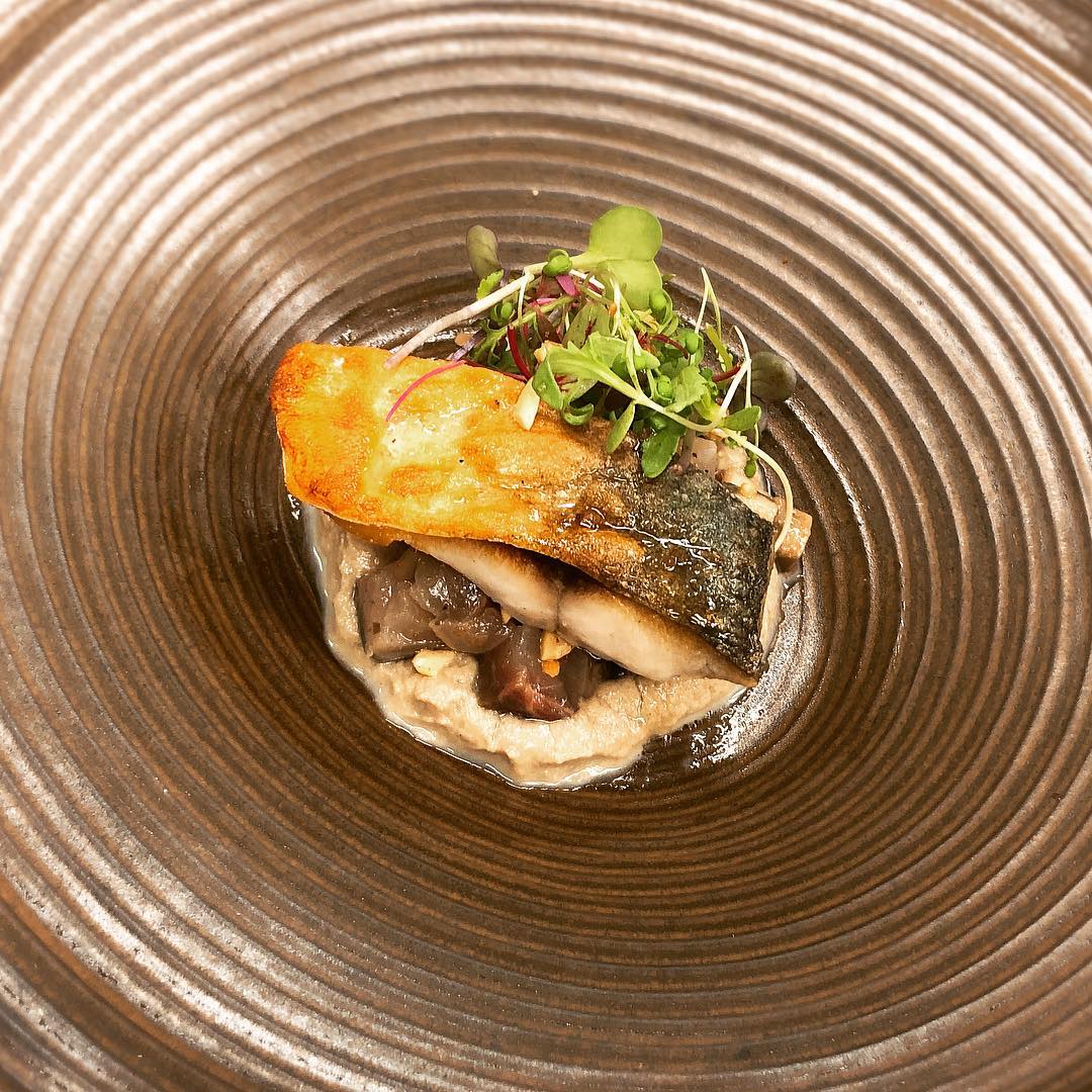 Madoi - フランス料理 ラ・トゥールより 『舞鶴産サバの燻製とミキュイ