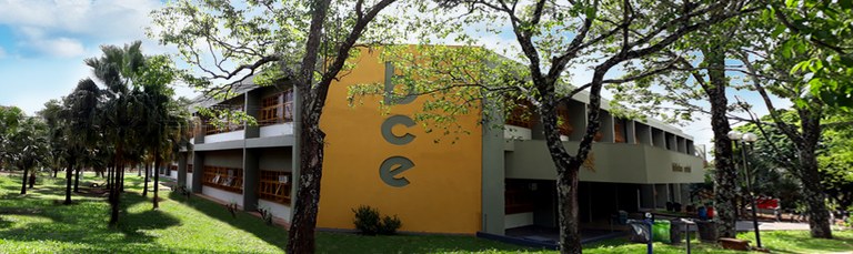 Biblioteca Central Uem