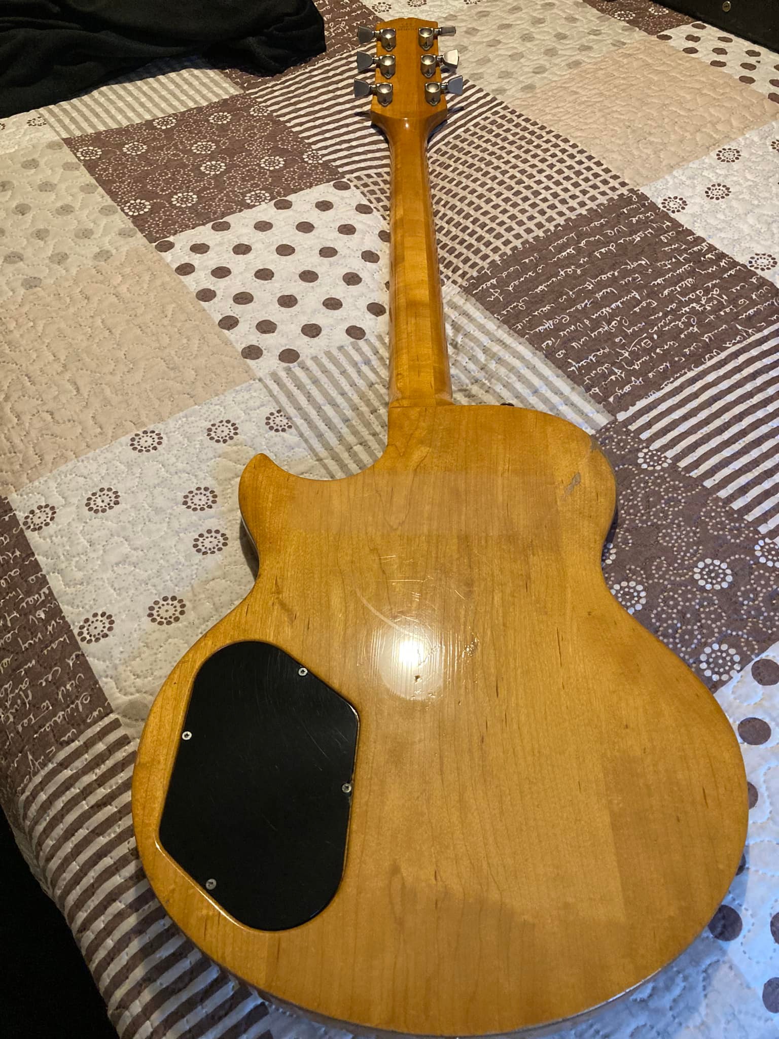 1976 Gibson L6S Custom guitar