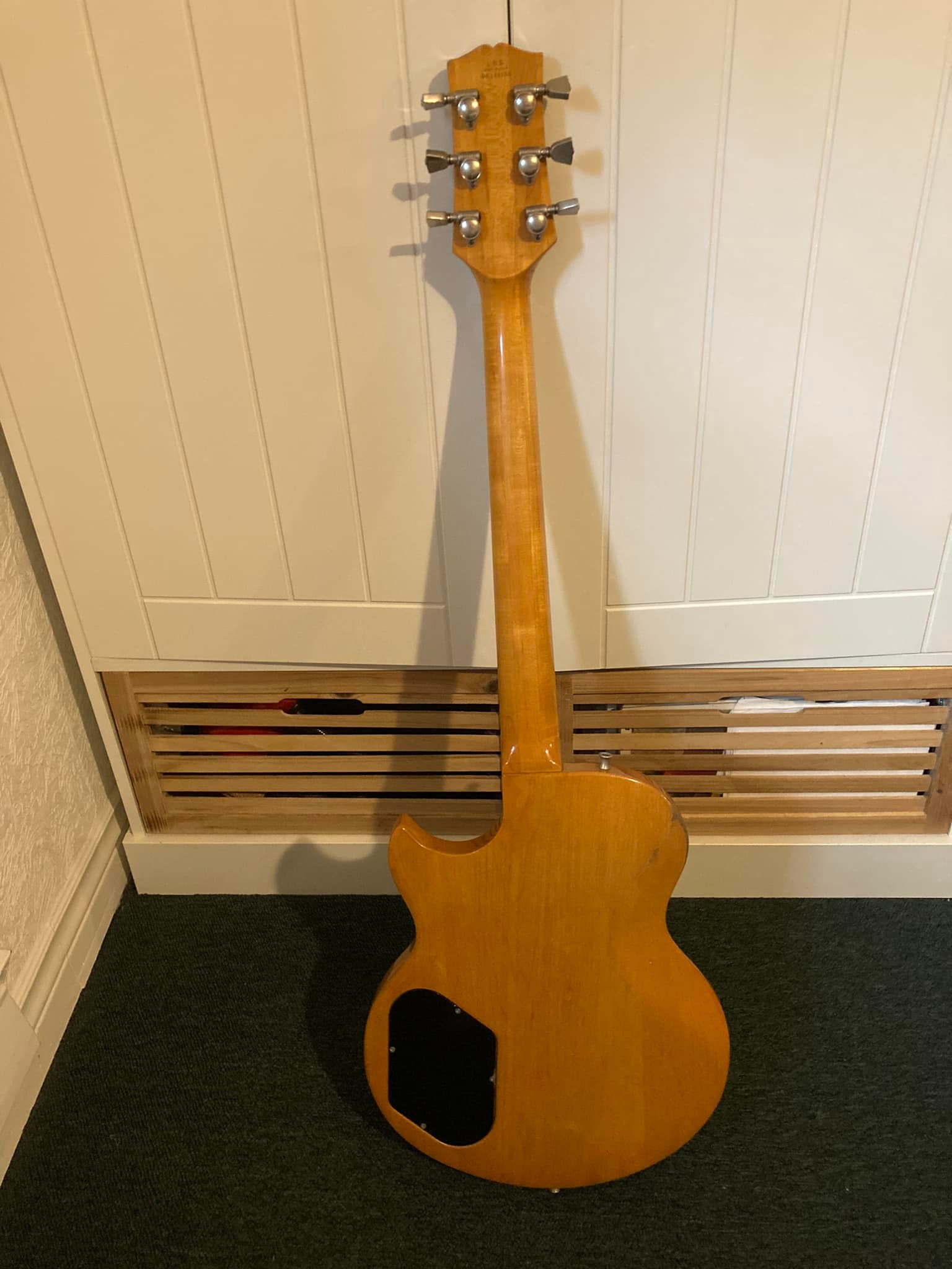 1976 Gibson L6S Custom guitar