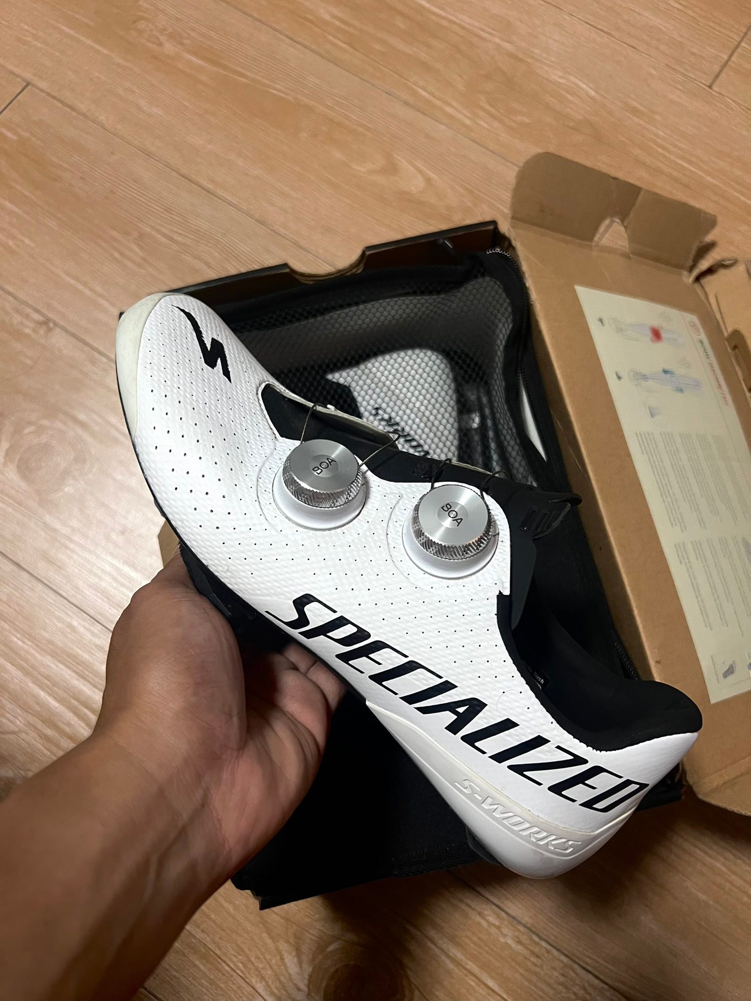 sale! sworks torch size 41 26cm good condition 15k taguig location