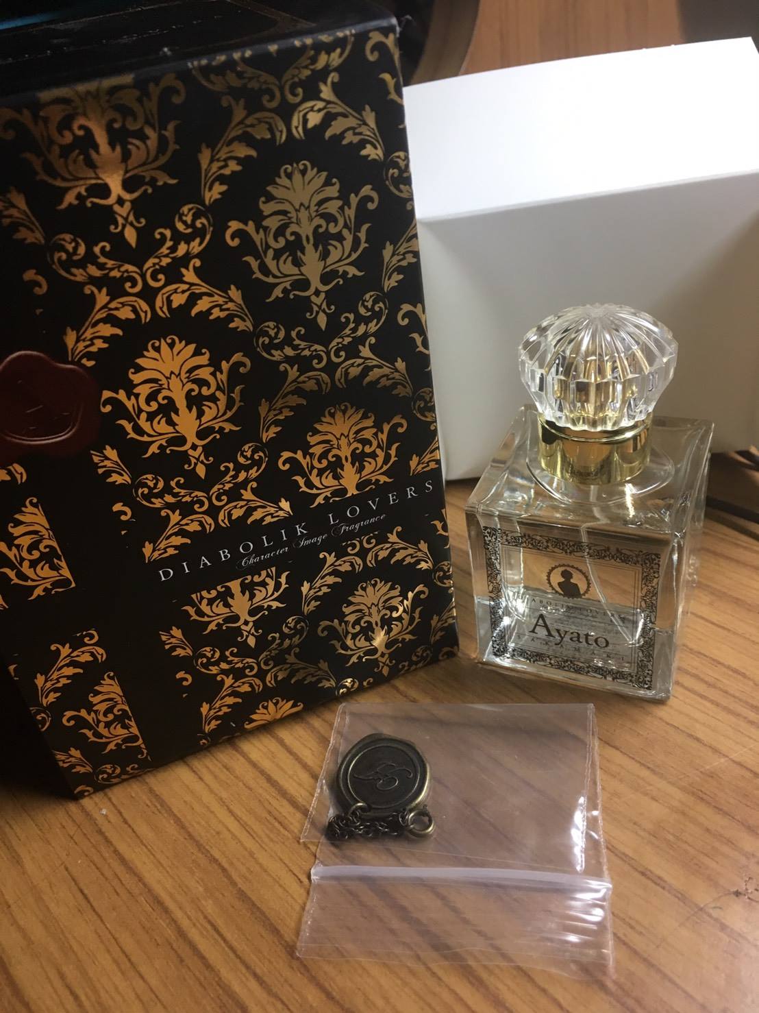 Paraselenae - ★ รายละเอียด : น้ำหอมกลิ่นกุหลาบ Ayato ขนาด 30 ml. ของแท้ ...
