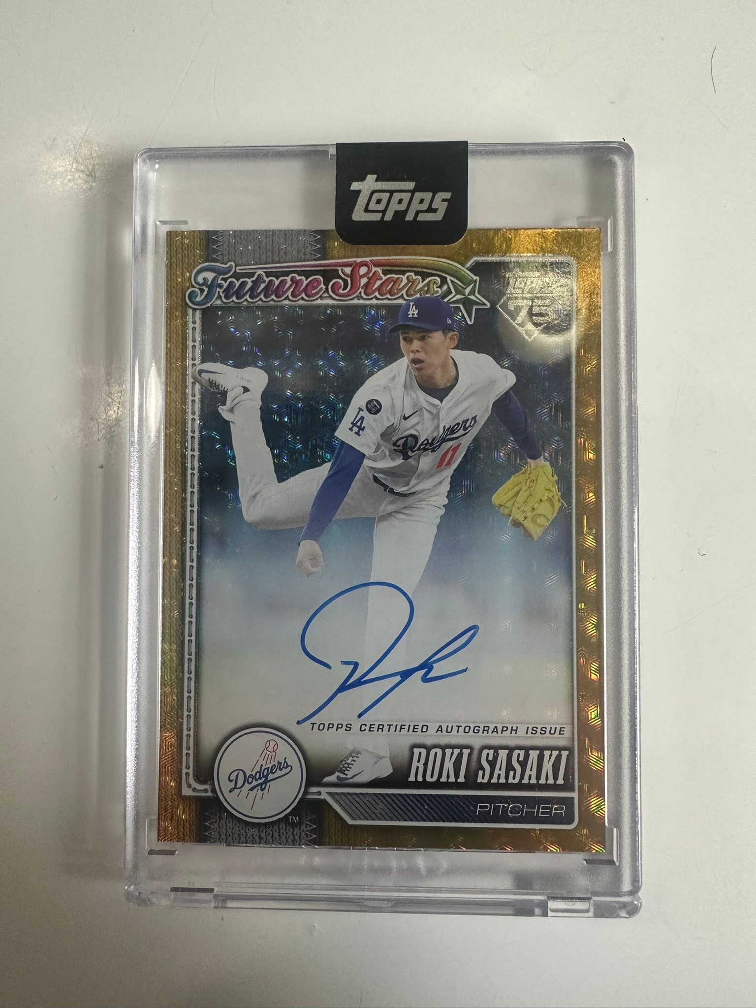 Finally came in mail today! Roki Sasaki auto foilfactor 1/1!