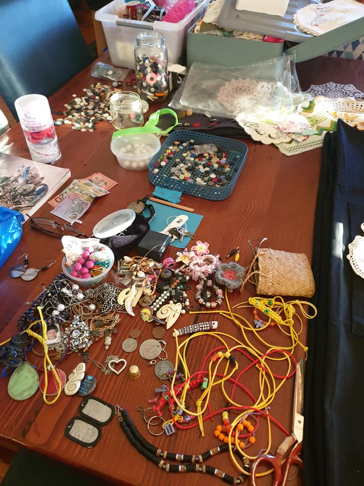 Uke 'n Crafted - I love a messy table full of ideas &... | Facebook
