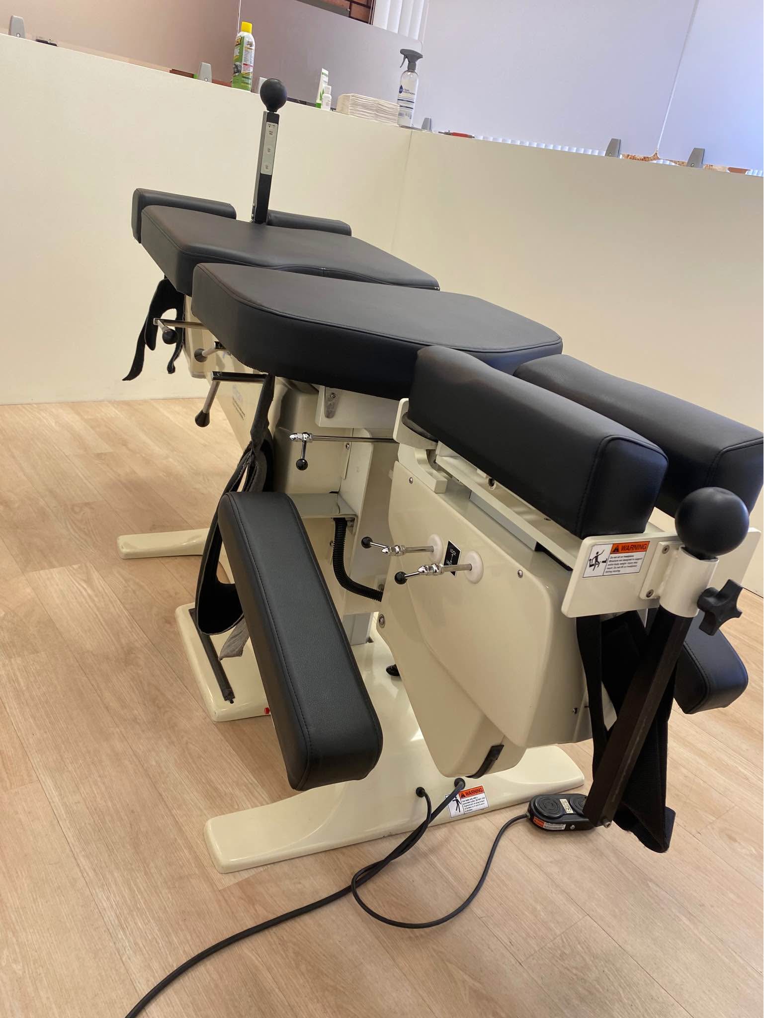 COX 7 Flexion Distraction Table for Sale - Massage Tables - Fullerton ...