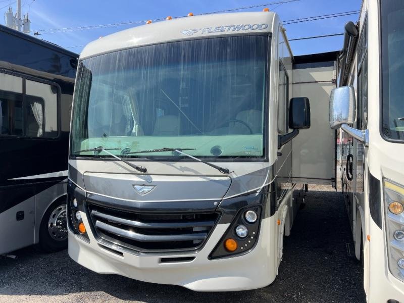 2018 Fleetwood RV Flair LXE 31W - RVs & Campers - Turner, Maine ...