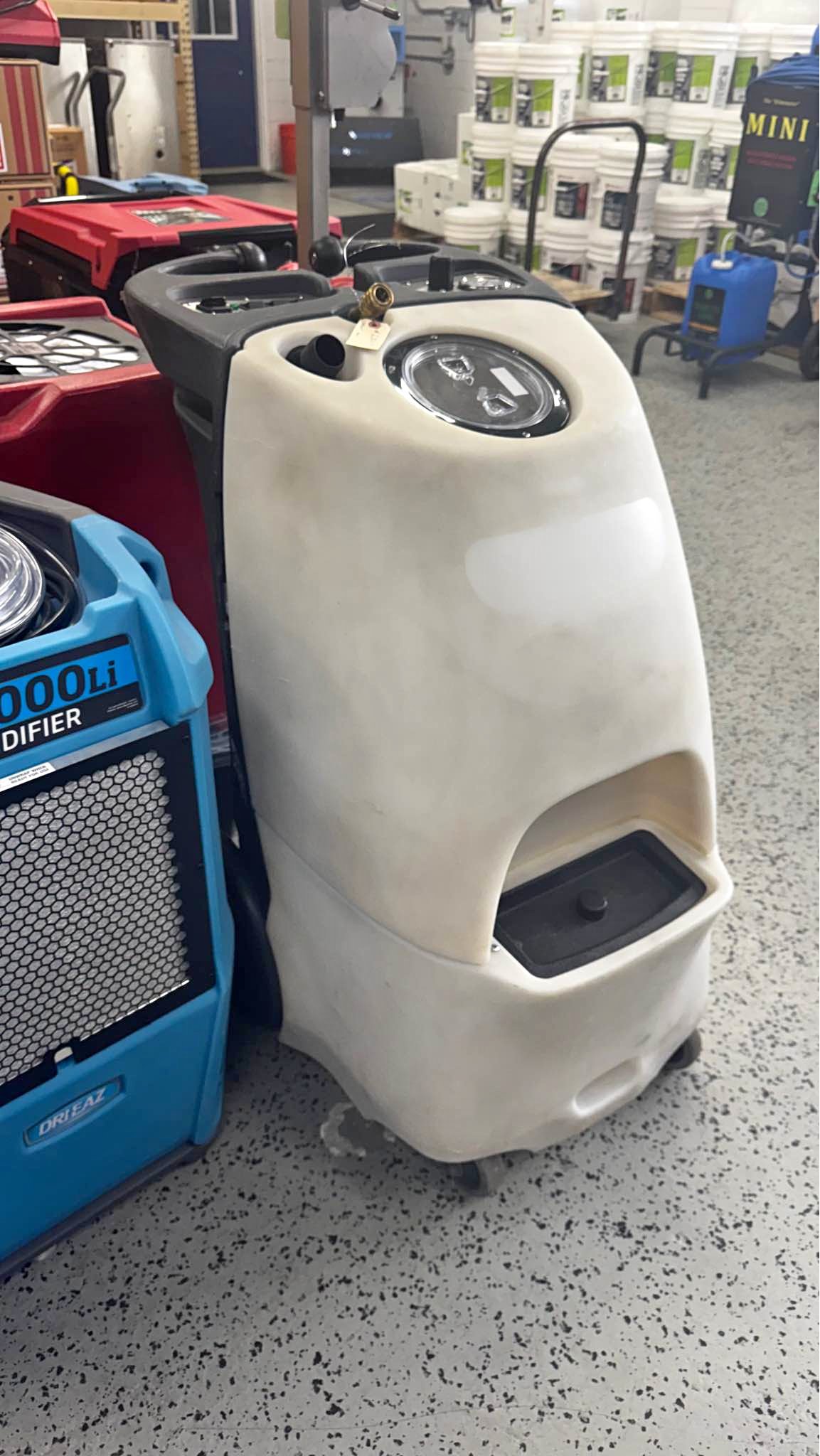 US Products/PEX Portable Carpet Extractor - Canister Vacuum Cleaners ...
