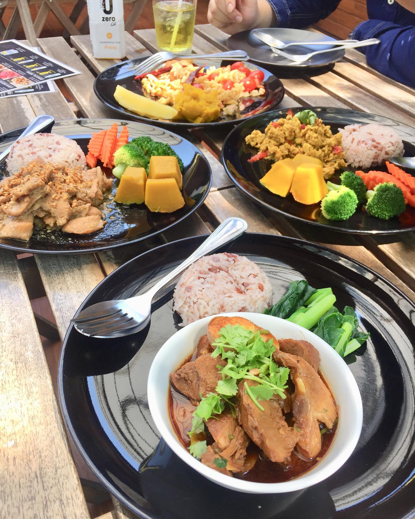 ลีนๆ สบายๆ อร่อยๆ 🙃 .... - DJ Poom Menu อาหารคลีนเพื่อสุขภาพ | Facebook